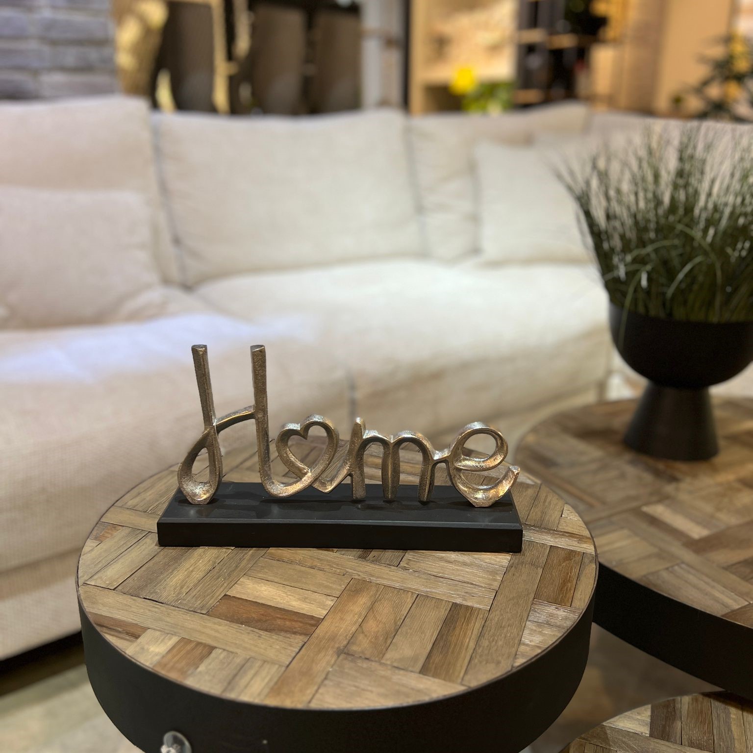 פסל HOME דגם רויאל פסל HOME דגם רויאל