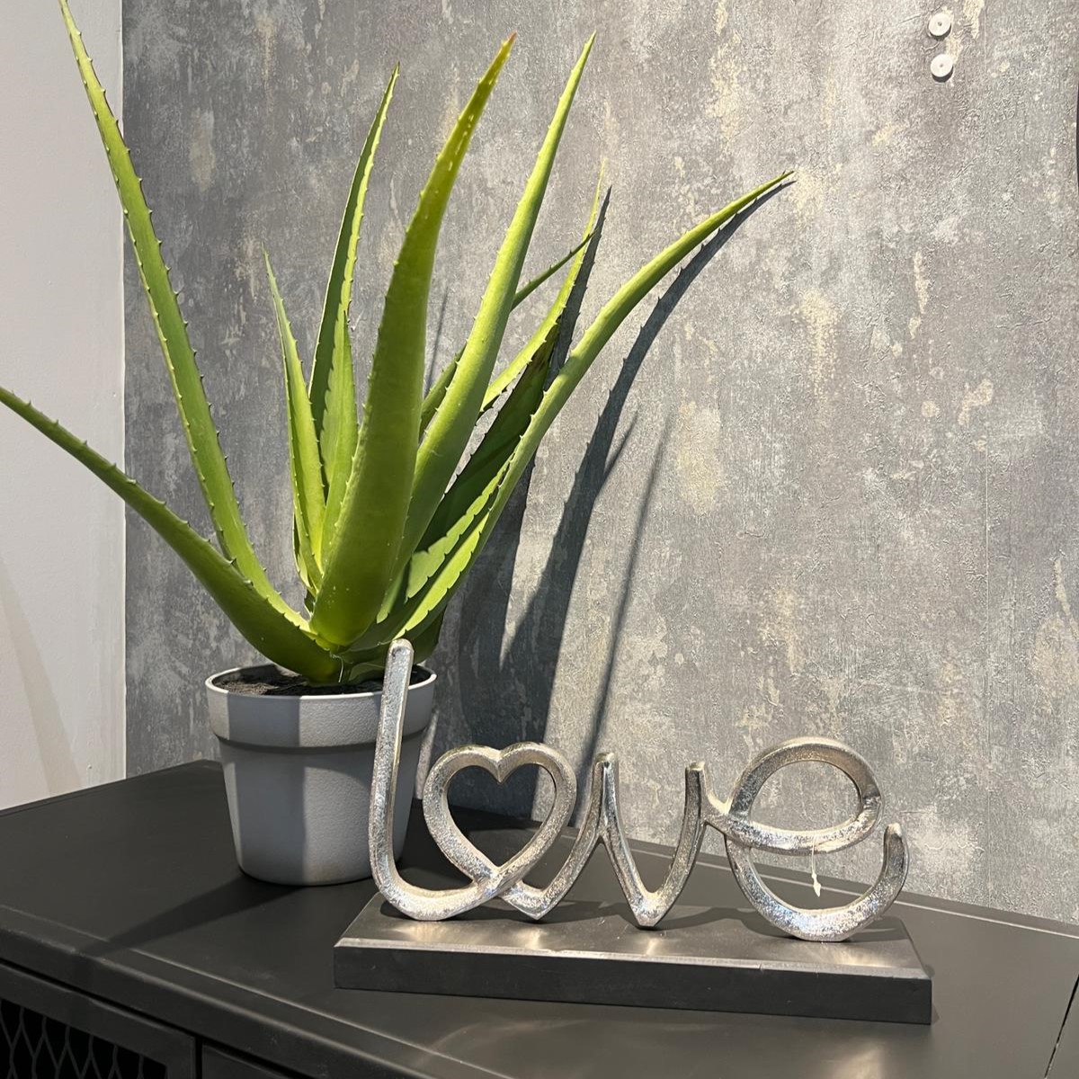 פסל LOVE דגם רויאל פסל LOVE דגם רויאל