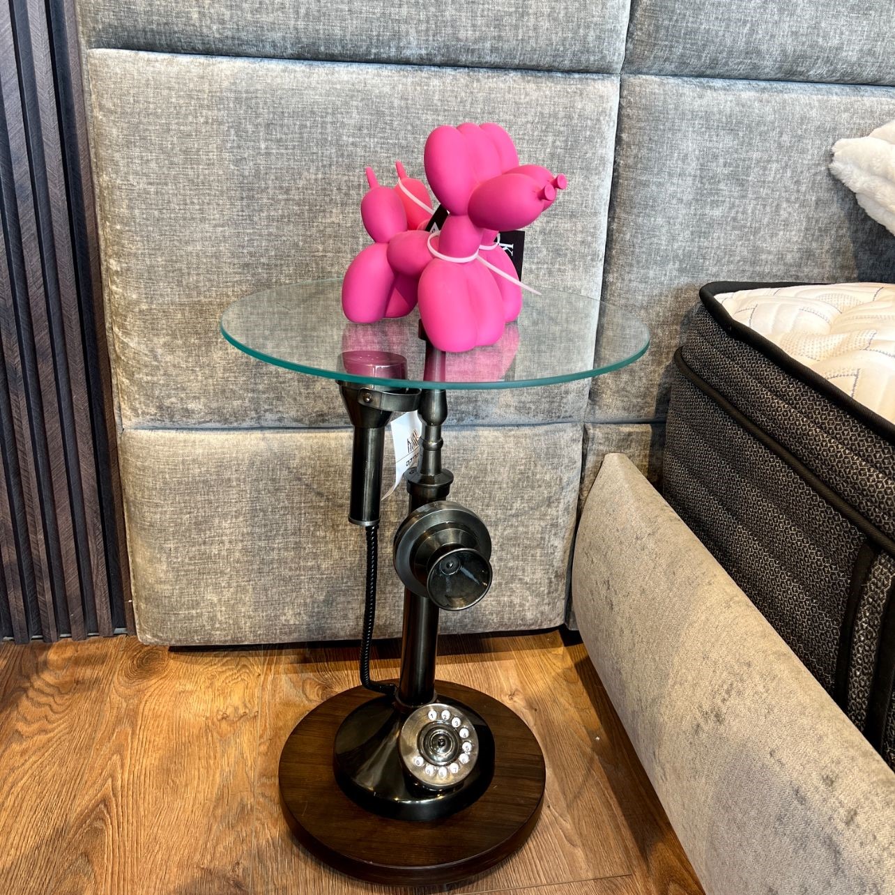 פסל כלב בלון ורוד פסל כלב בלון ורוד