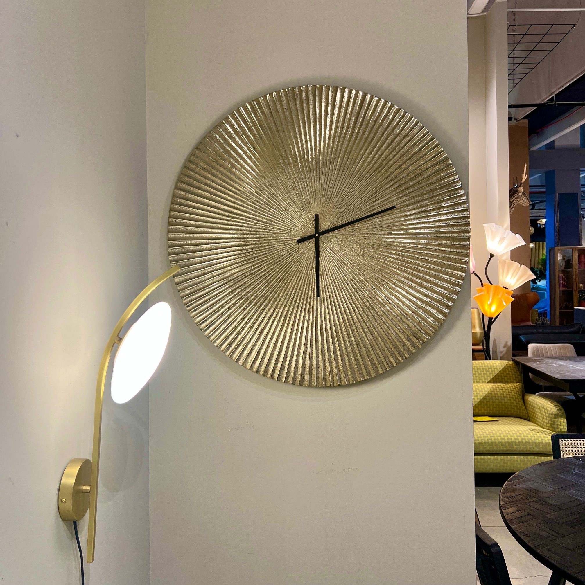 שעון קיר ריקועים מתכת זהב שעון קיר ריקועים מתכת זהב