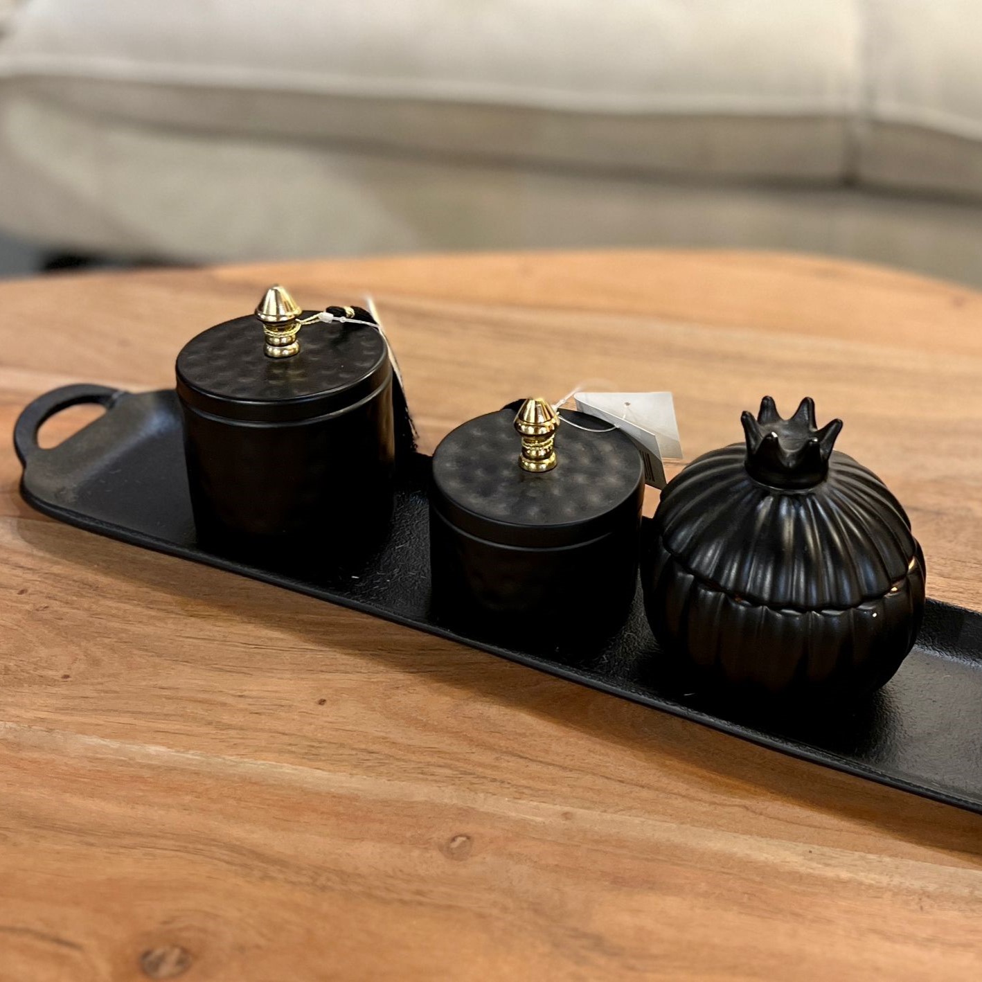 מגש ברזל מלבני צר שחור דגם זיבאן