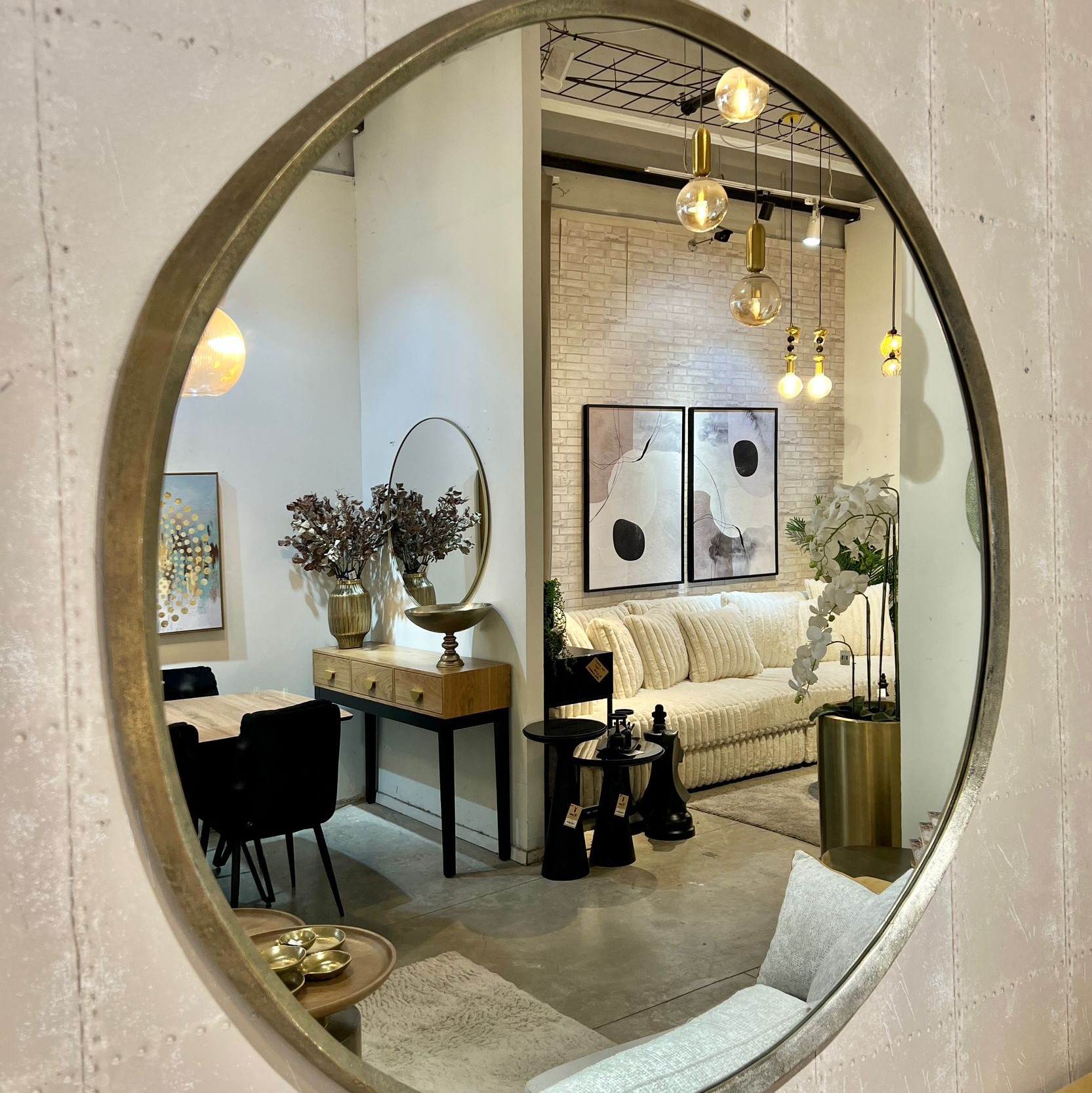 מראה ענק זהב מראה ענק זהב