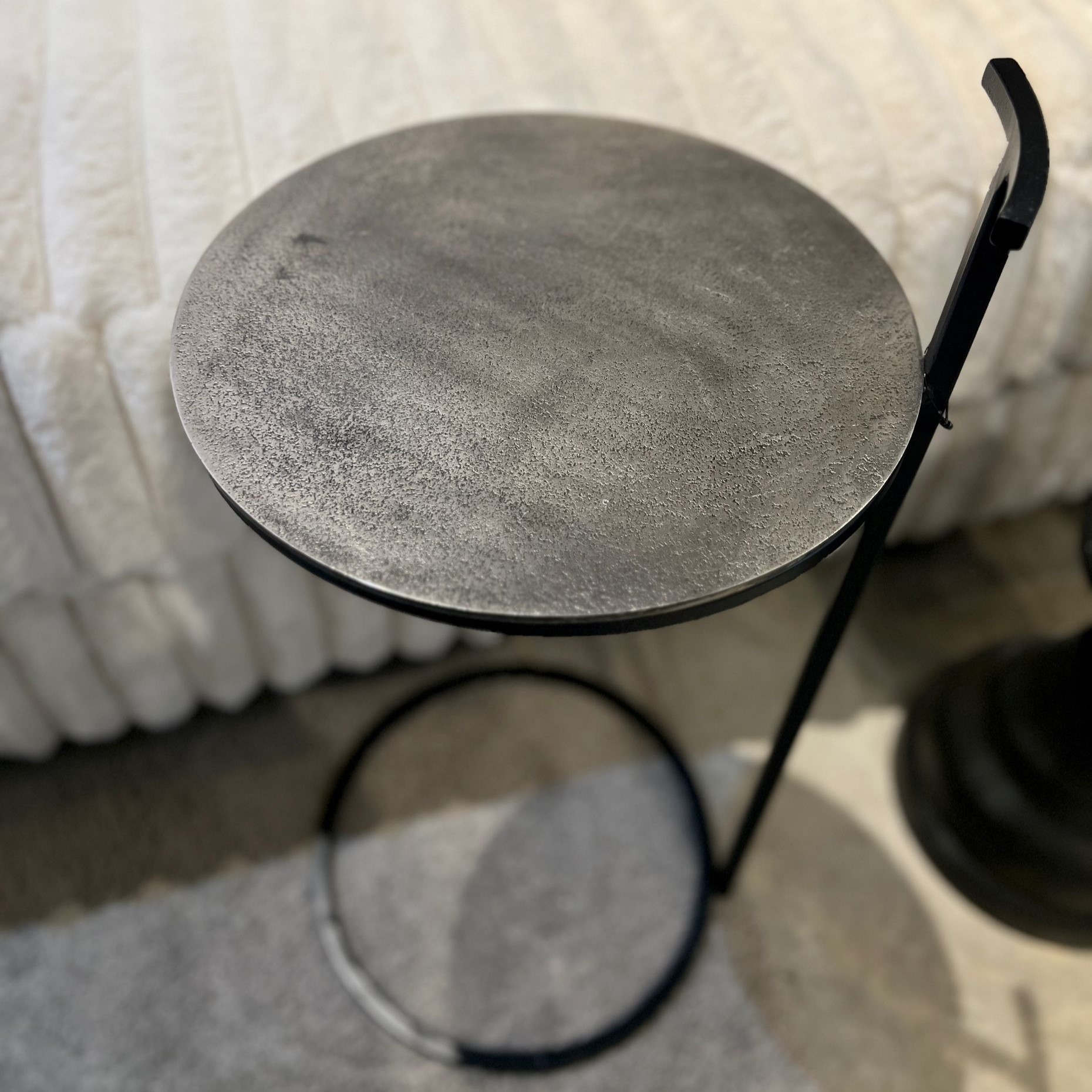 נשכן עגול עדין פיוטר דגם רויאל נשכן עגול עדין פיוטר דגם רויאל