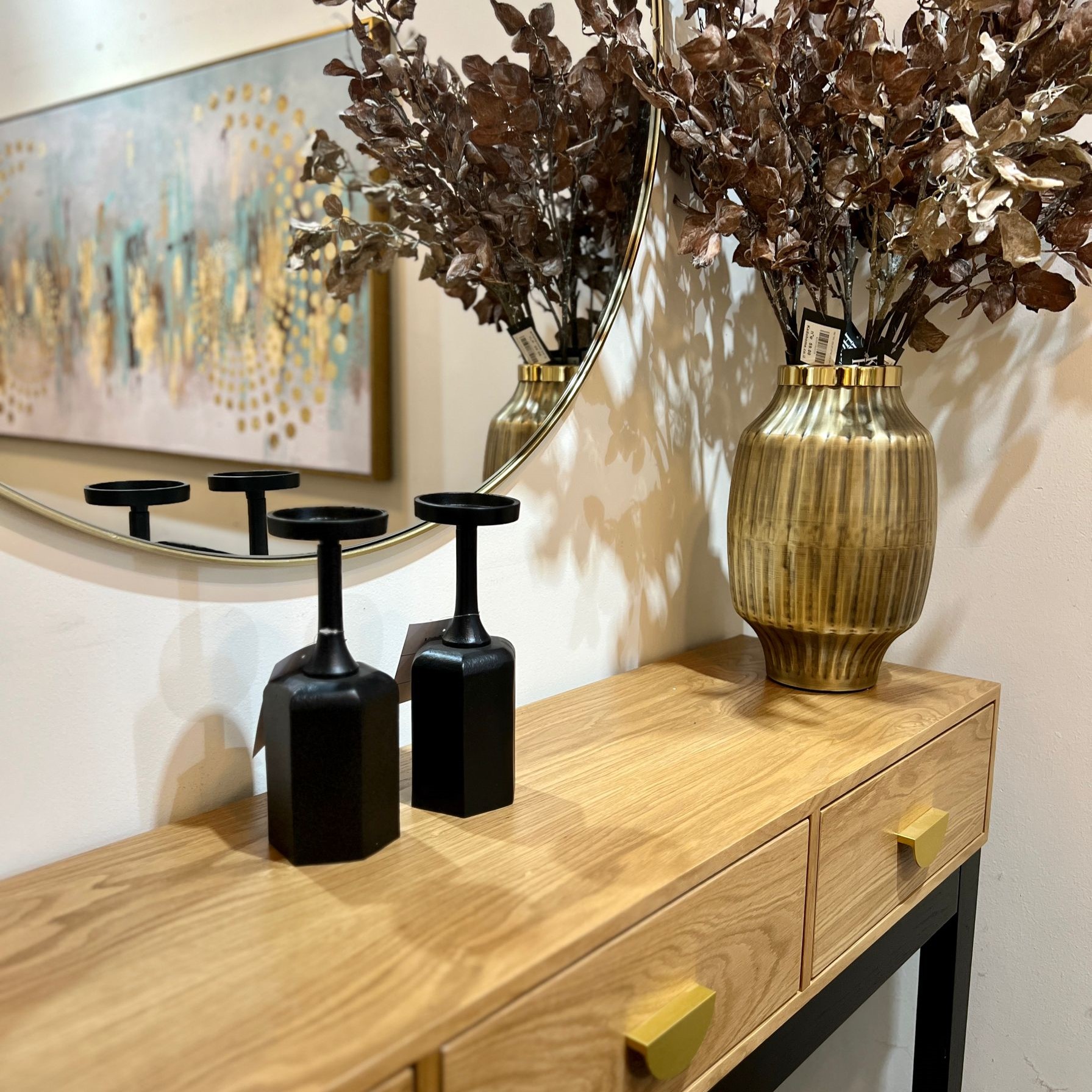 פמוט ברזל שחור פיה רחבה גבוה פמוט ברזל שחור פיה רחבה גבוה