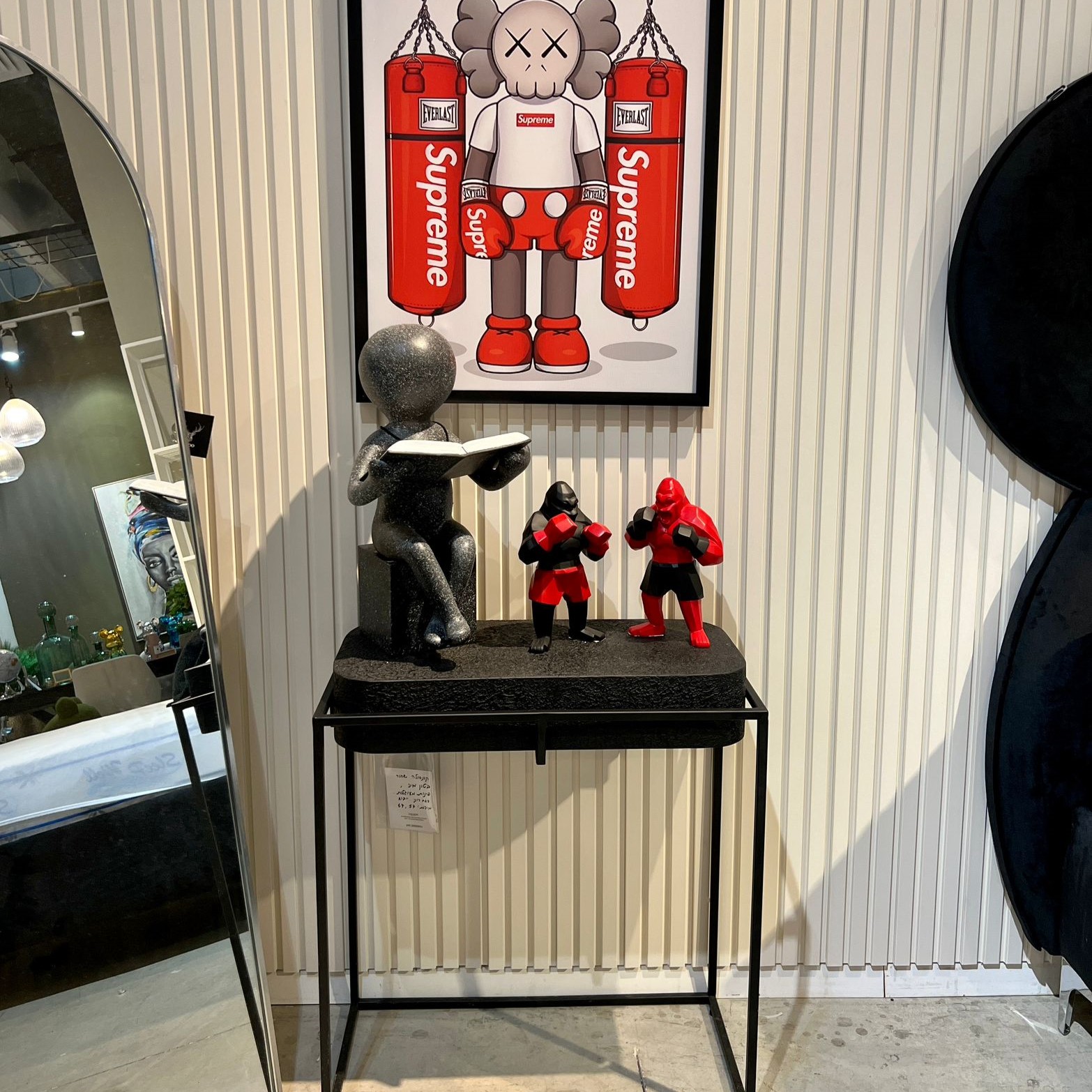 גורילה אדומה | שחורה פרלה גורילה אדומה | שחורה פרלה