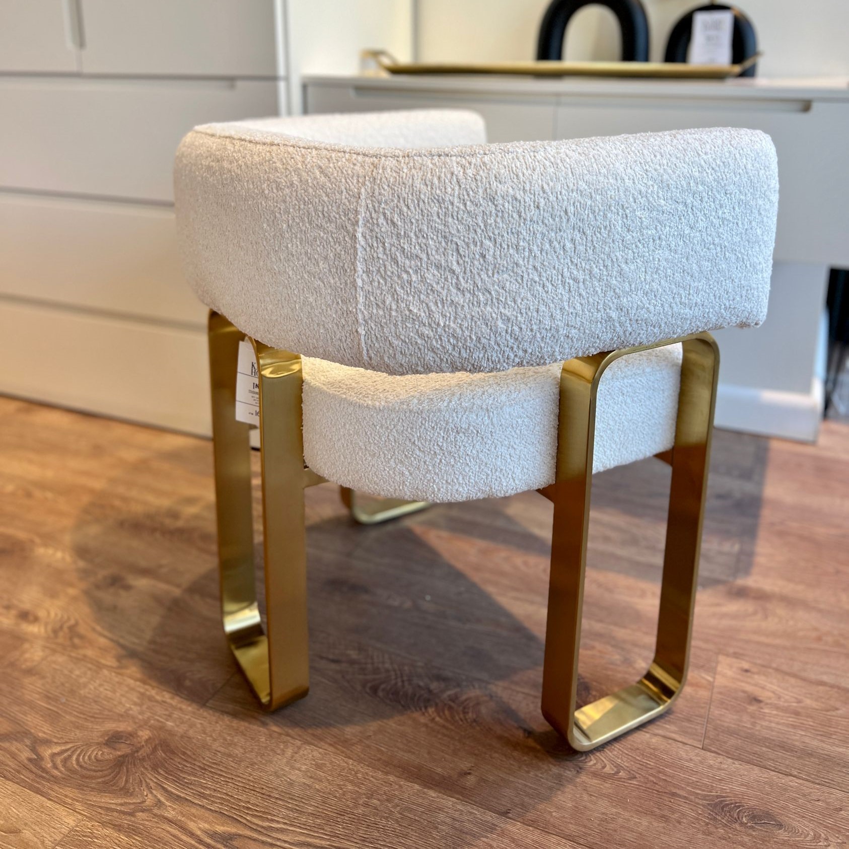 כורסא דגם לובי ויויאן כורסא דגם לובי ויויאן