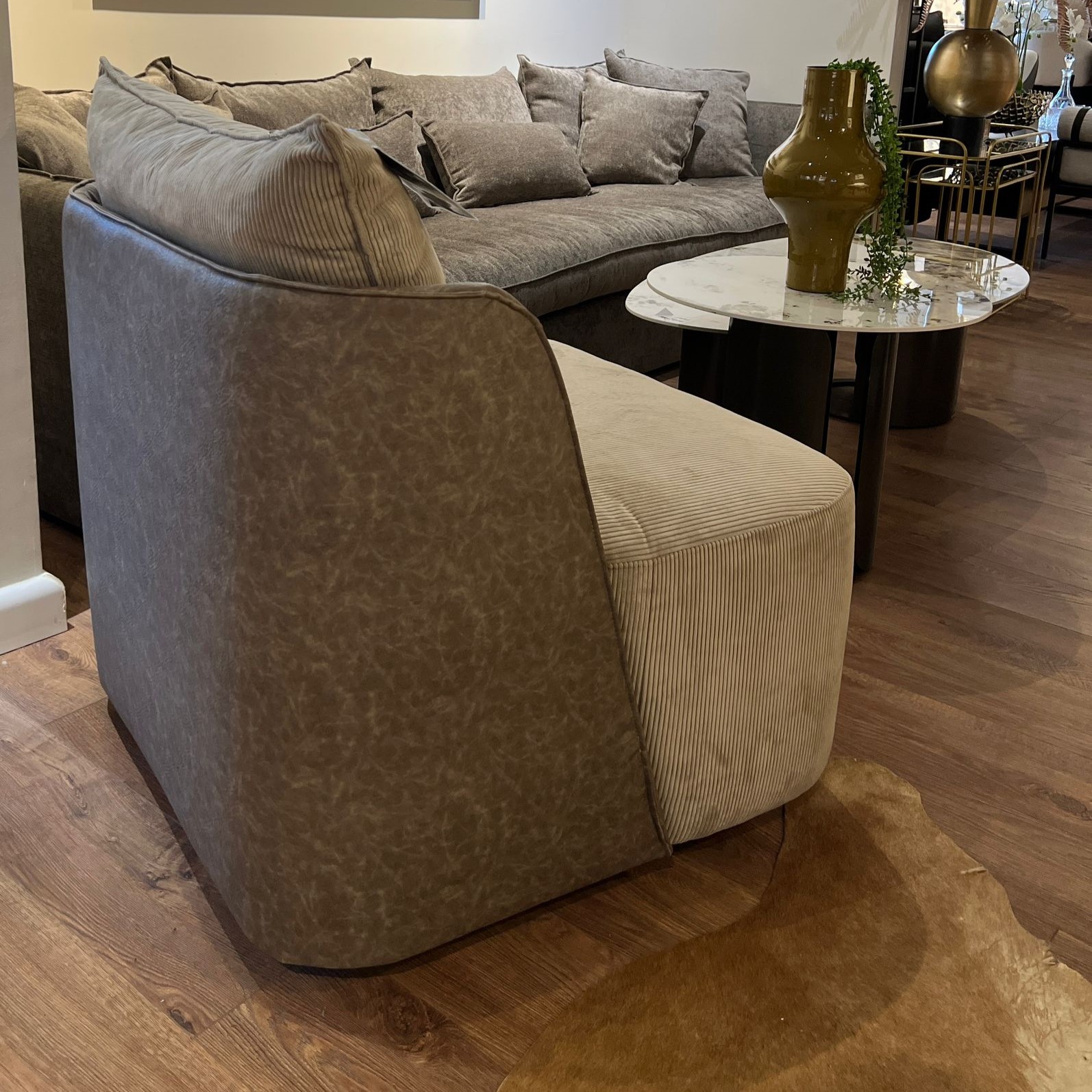 כורסא מודרנית דגם מסי