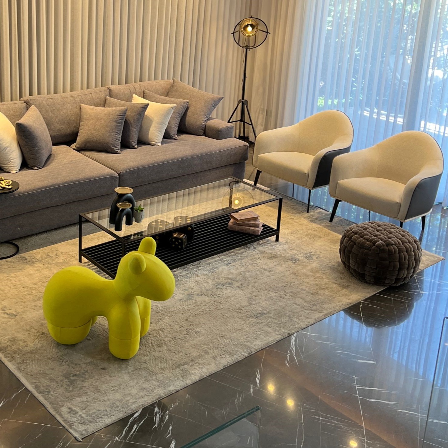 כורסא מעוצבת דגם רונית