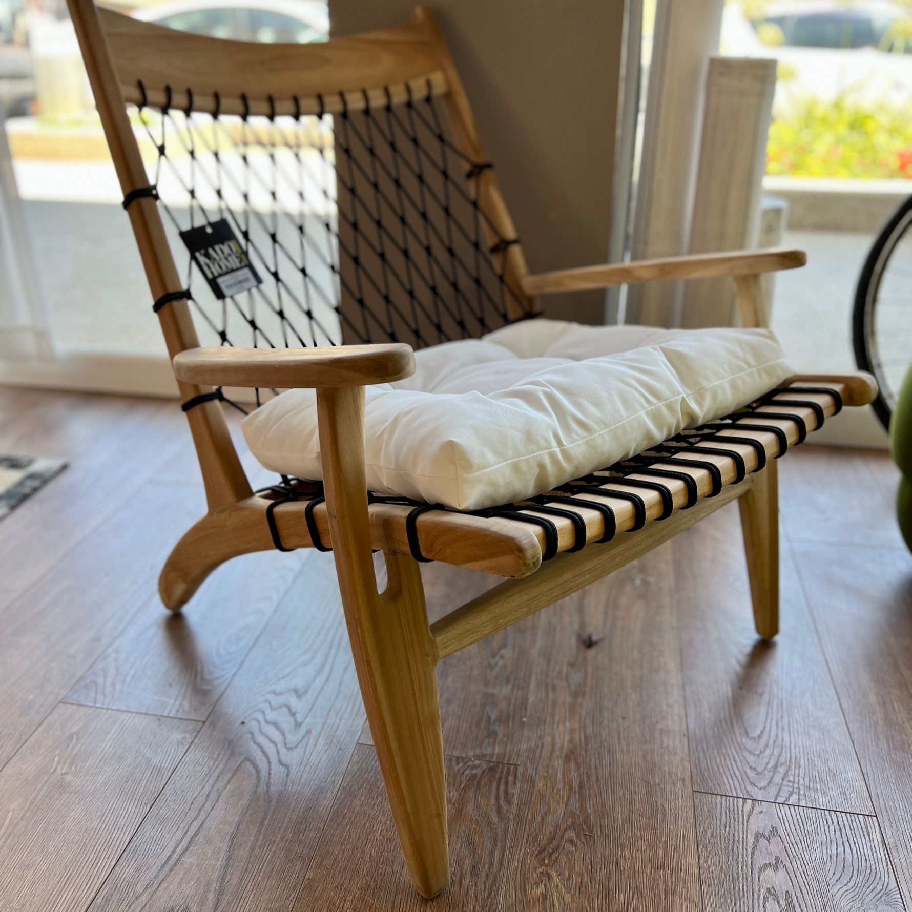 כורסא בוהו שיק טיק האטטון חבל שחורה כורסא בוהו שיק טיק האטטון חבל שחורה