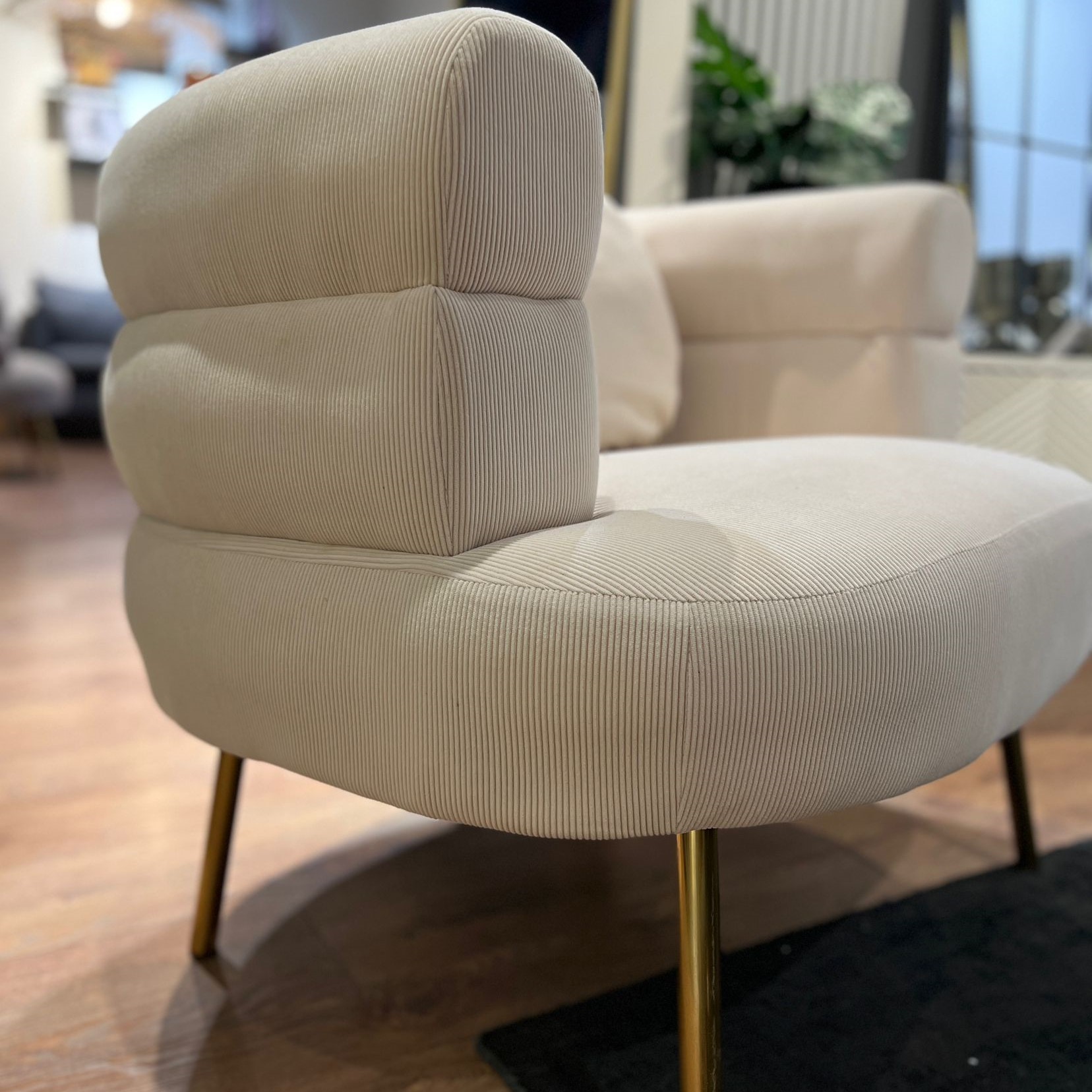 כורסת יחיד קורדרוי - רוני