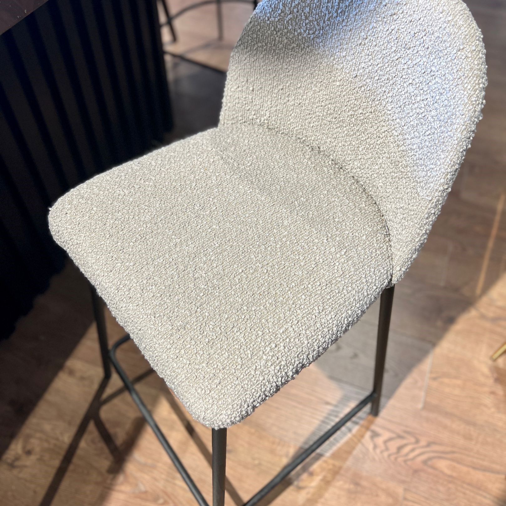 כיסא בר דגם קאת כיסא בר דגם קאת