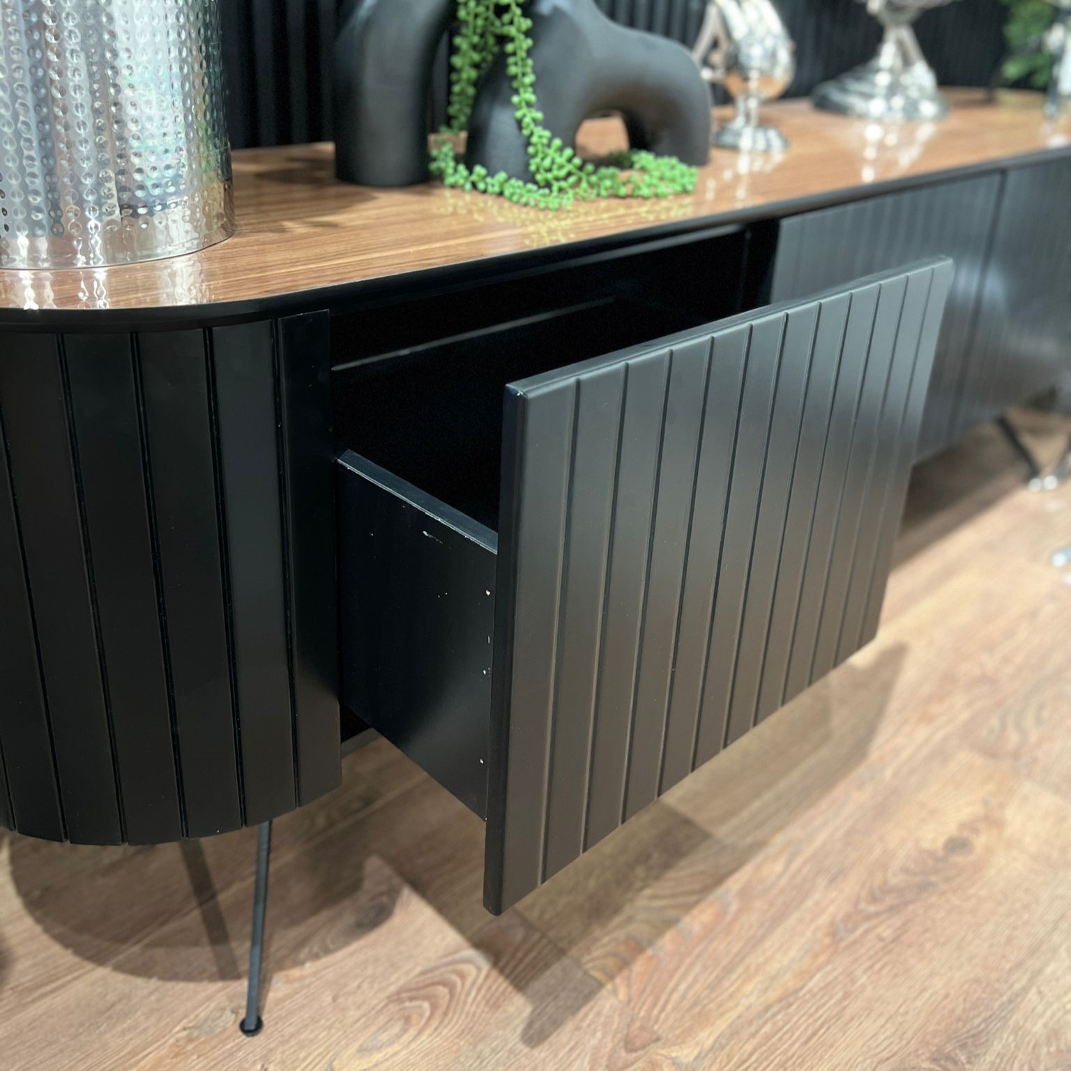 מזנון דגם מנור מזנון דגם מנור