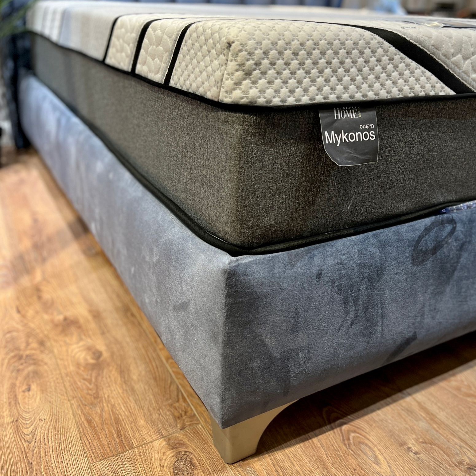 מיטה דגם מונקו בצבע שמנת - במבצע!