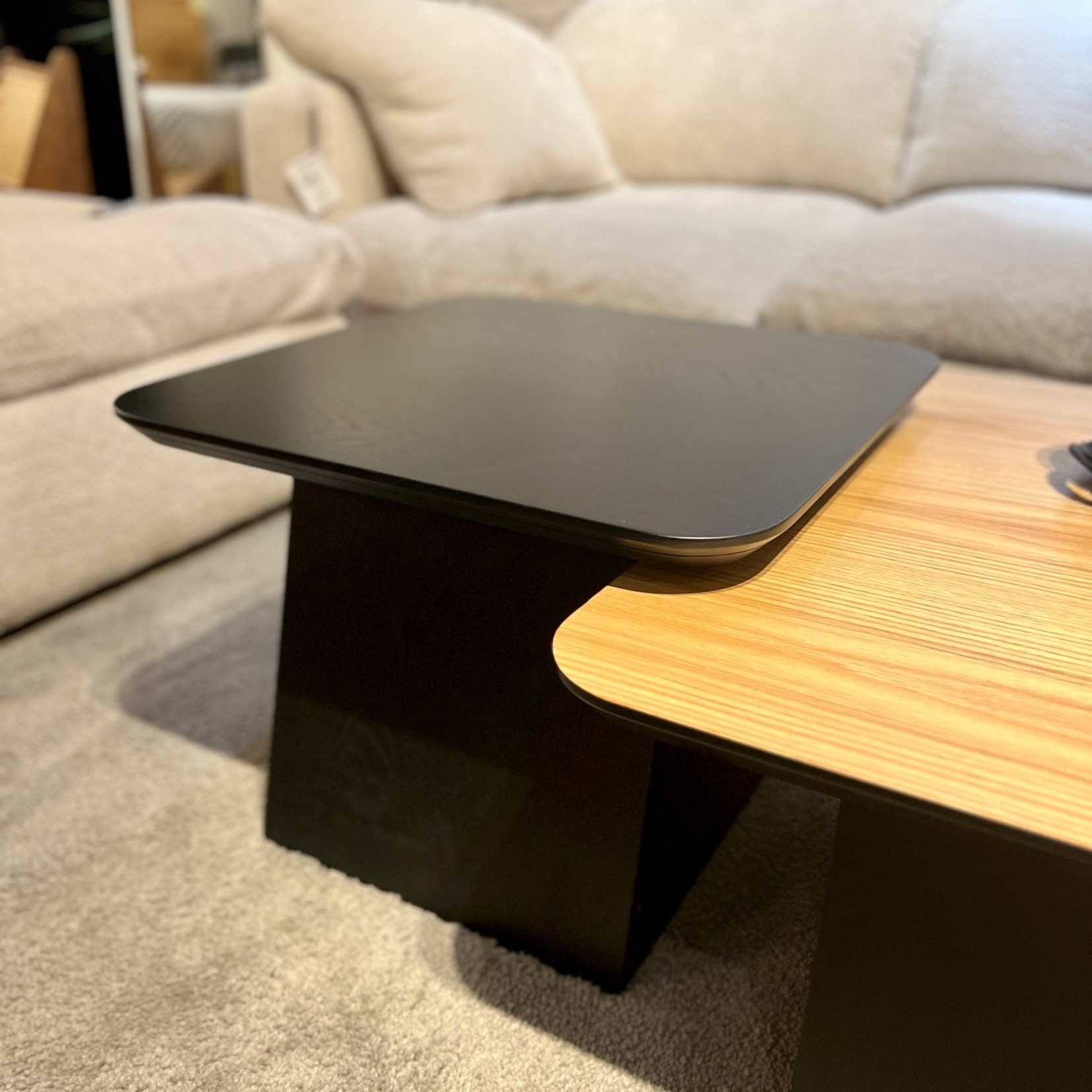 סט שולחנות סלון דגם "ויולה" סט שולחנות סלון דגם "ויולה"