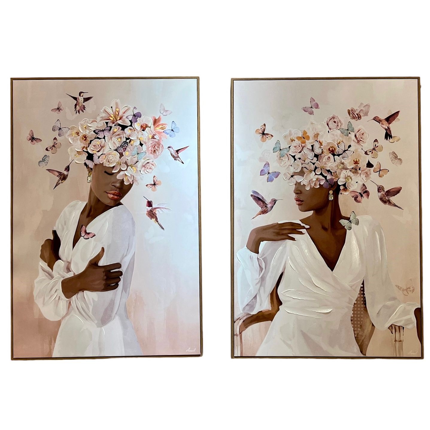 תמונה שמן אישה עם רקע ורוד בשילוב הדפסה עם מסגרת