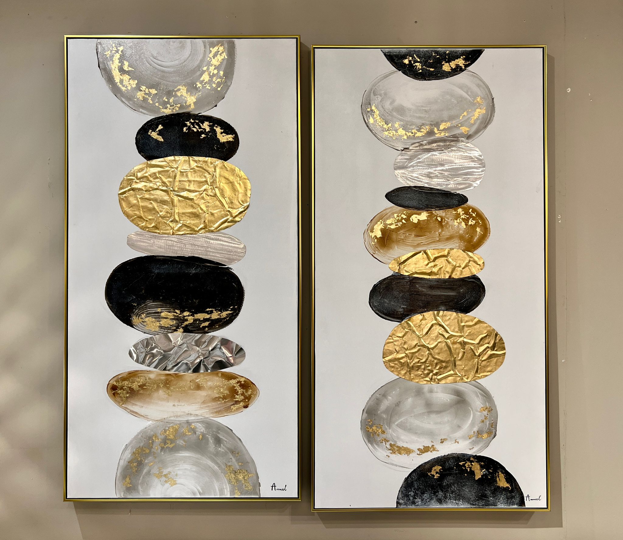 תמונת אנאל עבודת יד צבעים לבן שחור זהב+ מסגרת