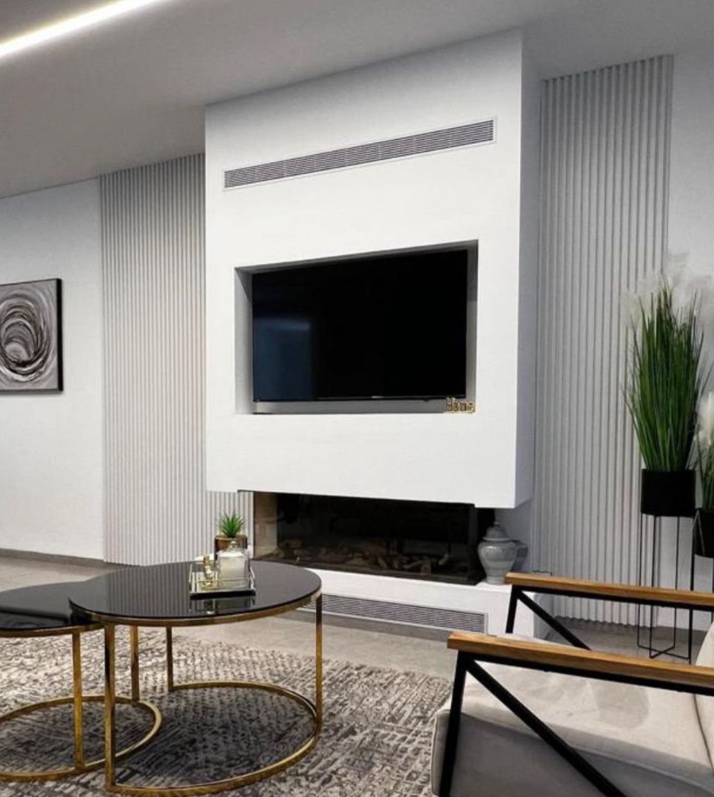 חיפוי קיר פולימרי פסים בולטים גוון לבן שבור חיפוי קיר פולימרי פסים בולטים גוון לבן שבור