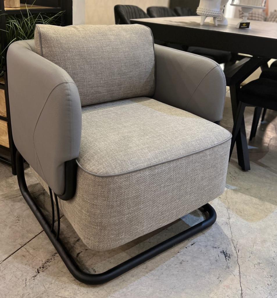 כורסא מעוצבת דגם לוליטה