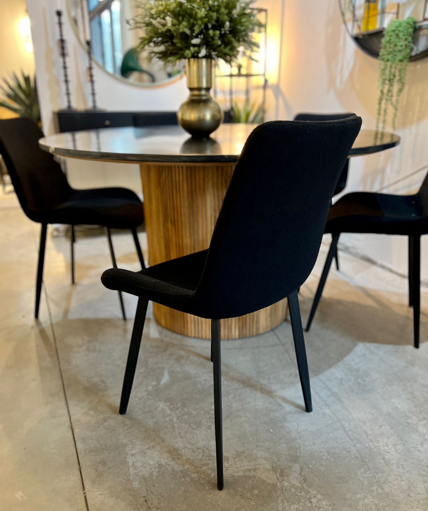 כיסא פינת אוכל מודרני דגם קרלוס כיסא פינת אוכל מודרני דגם קרלוס