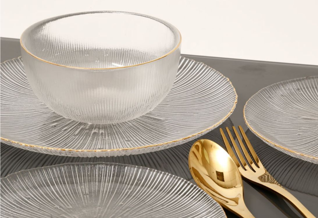 מערכת אוכל 18 חלקים ATHENA זכוכית עם פס זהב גולי