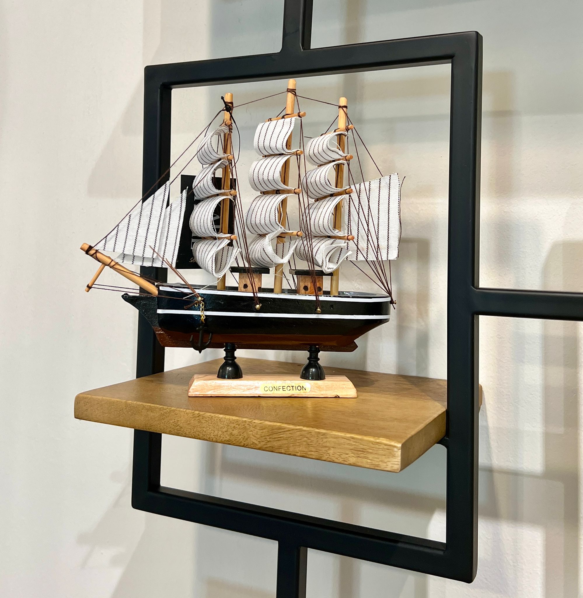 ספינה נוי מיני דגם איקו 20 ס״מ ספינה נוי מיני דגם איקו 20 ס״מ