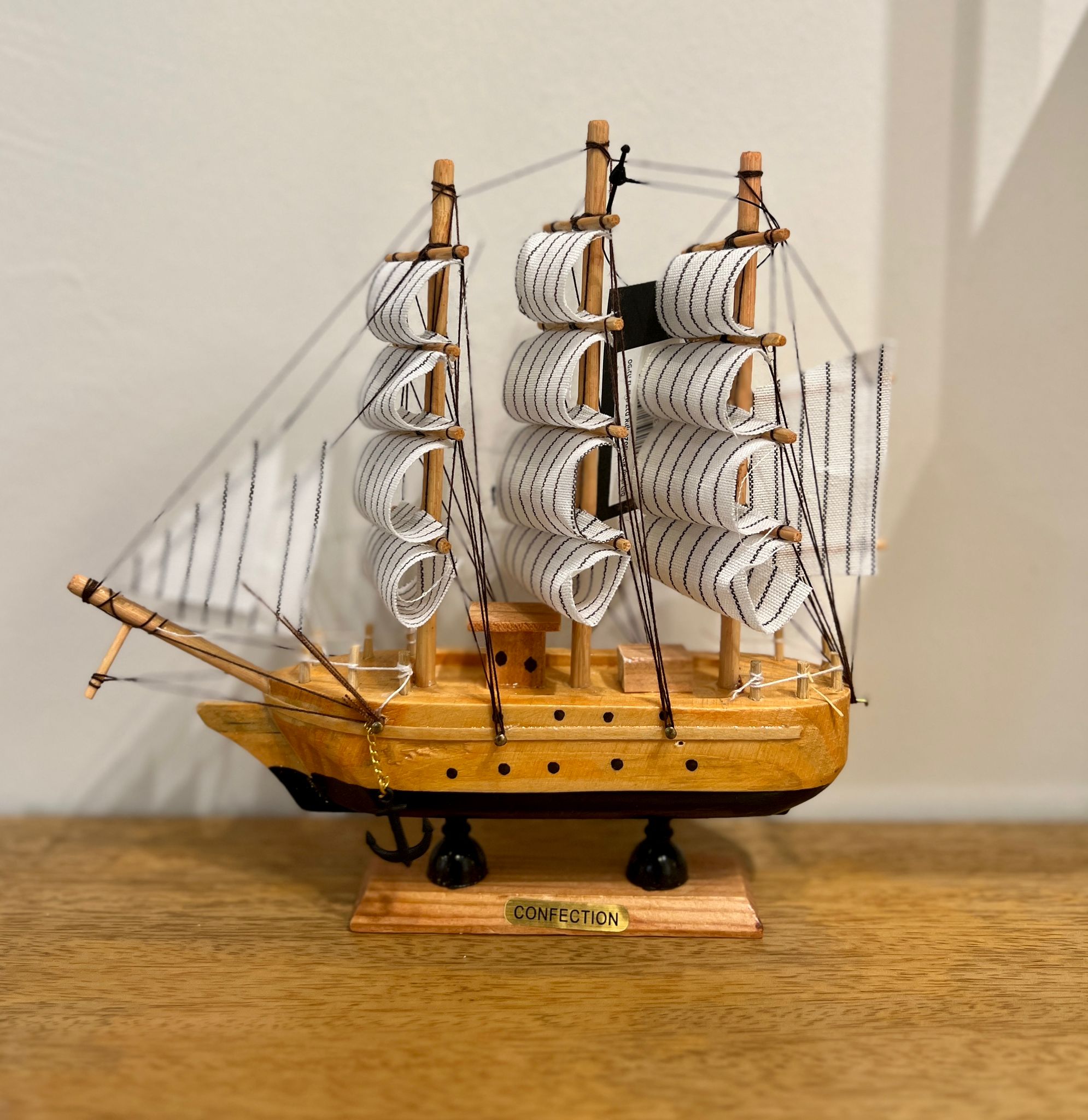 ספינה נוי מיני דגם איקו 20 ס״מ ספינה נוי מיני דגם איקו 20 ס״מ