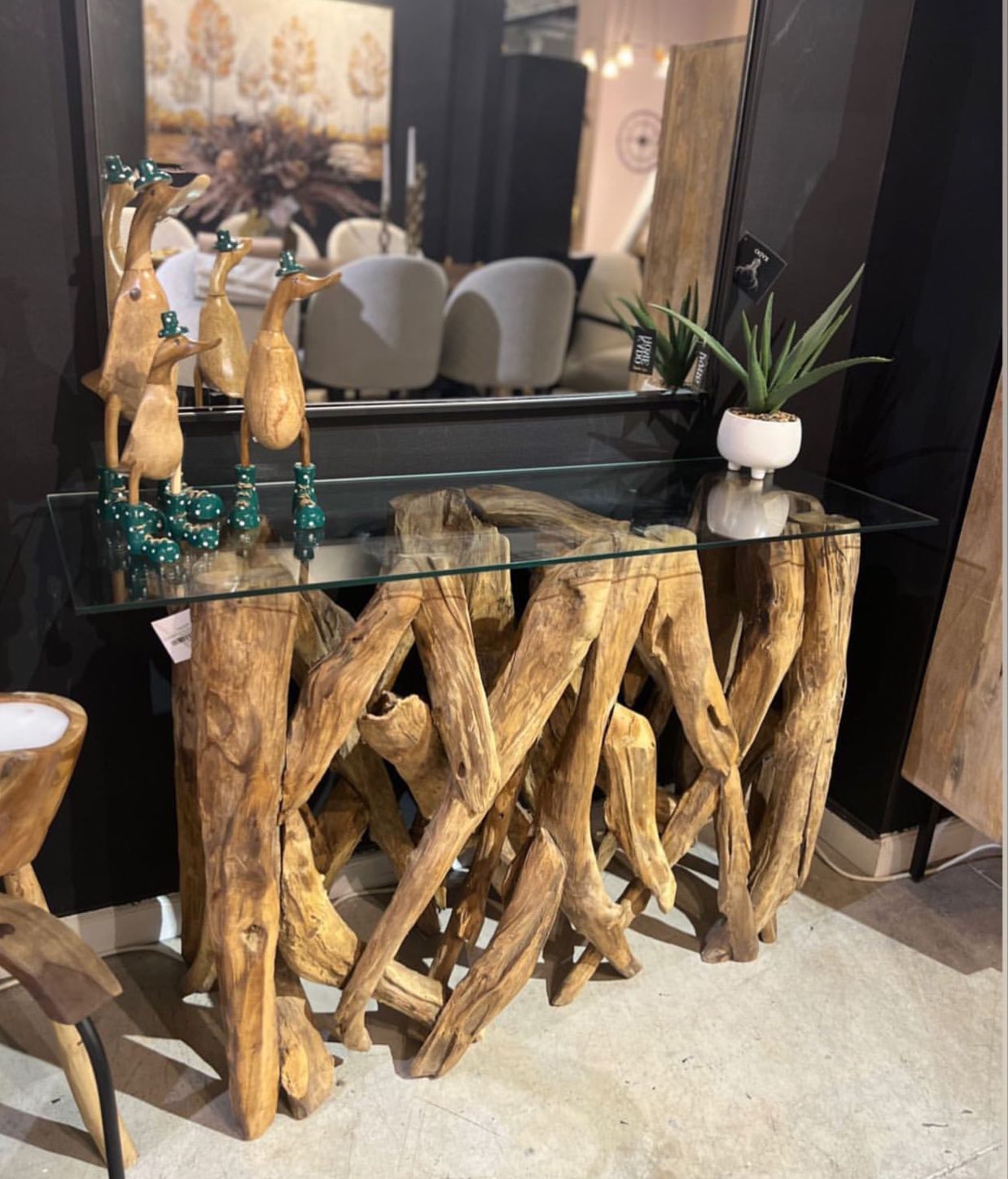 קונסולה דגם גלילה משורשים עם פלטה זכוכית קונסולה דגם גלילה משורשים עם פלטה זכוכית