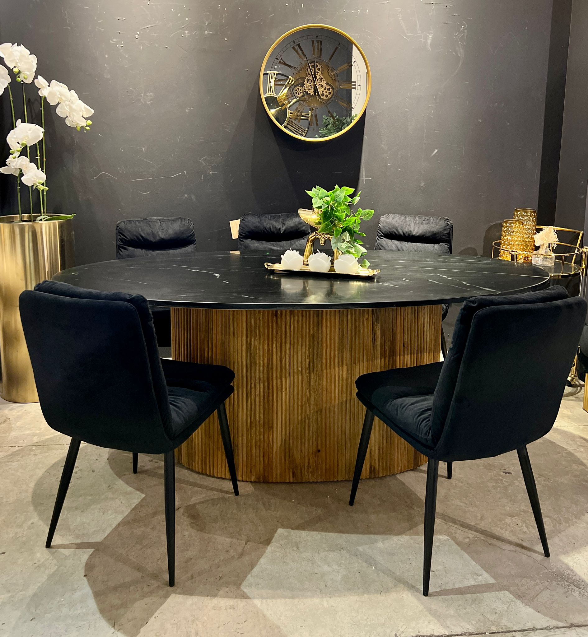 שולחן אוכל אובאלי טופ שחור שולחן אוכל אובאלי טופ שחור