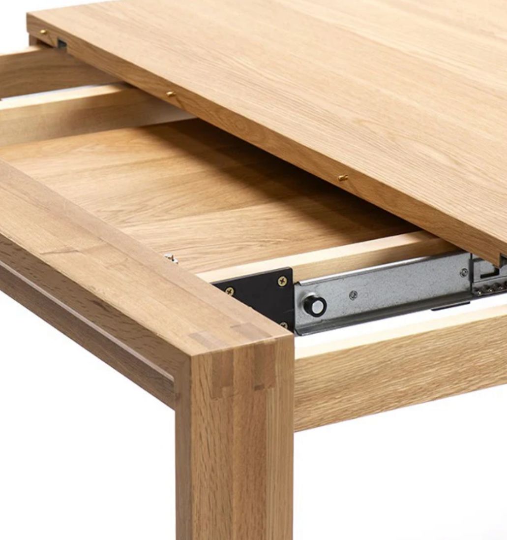 שולחן מרטינה נפתח