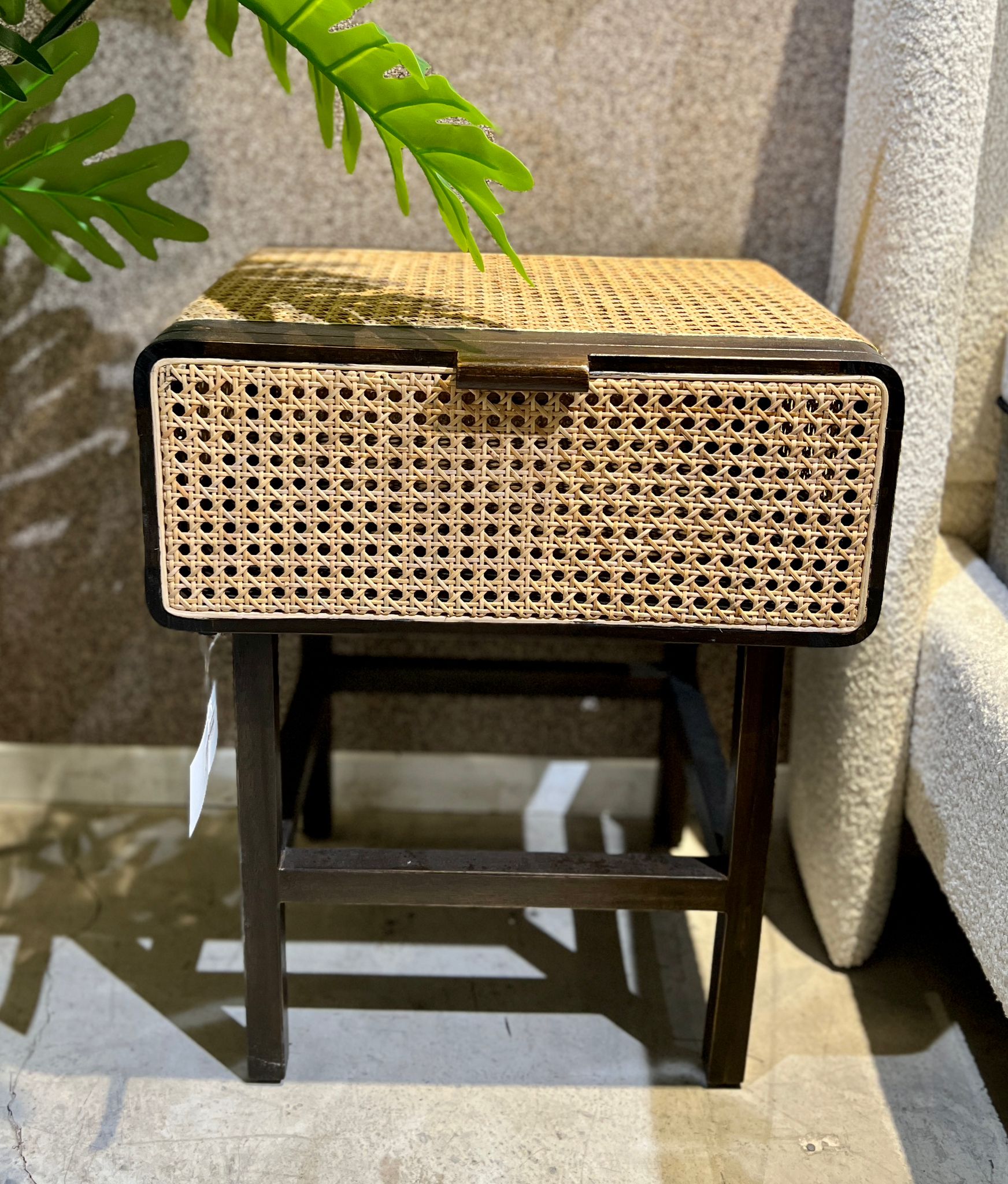 שידת צד עץ טיק קלאפה שידת צד עץ טיק קלאפה