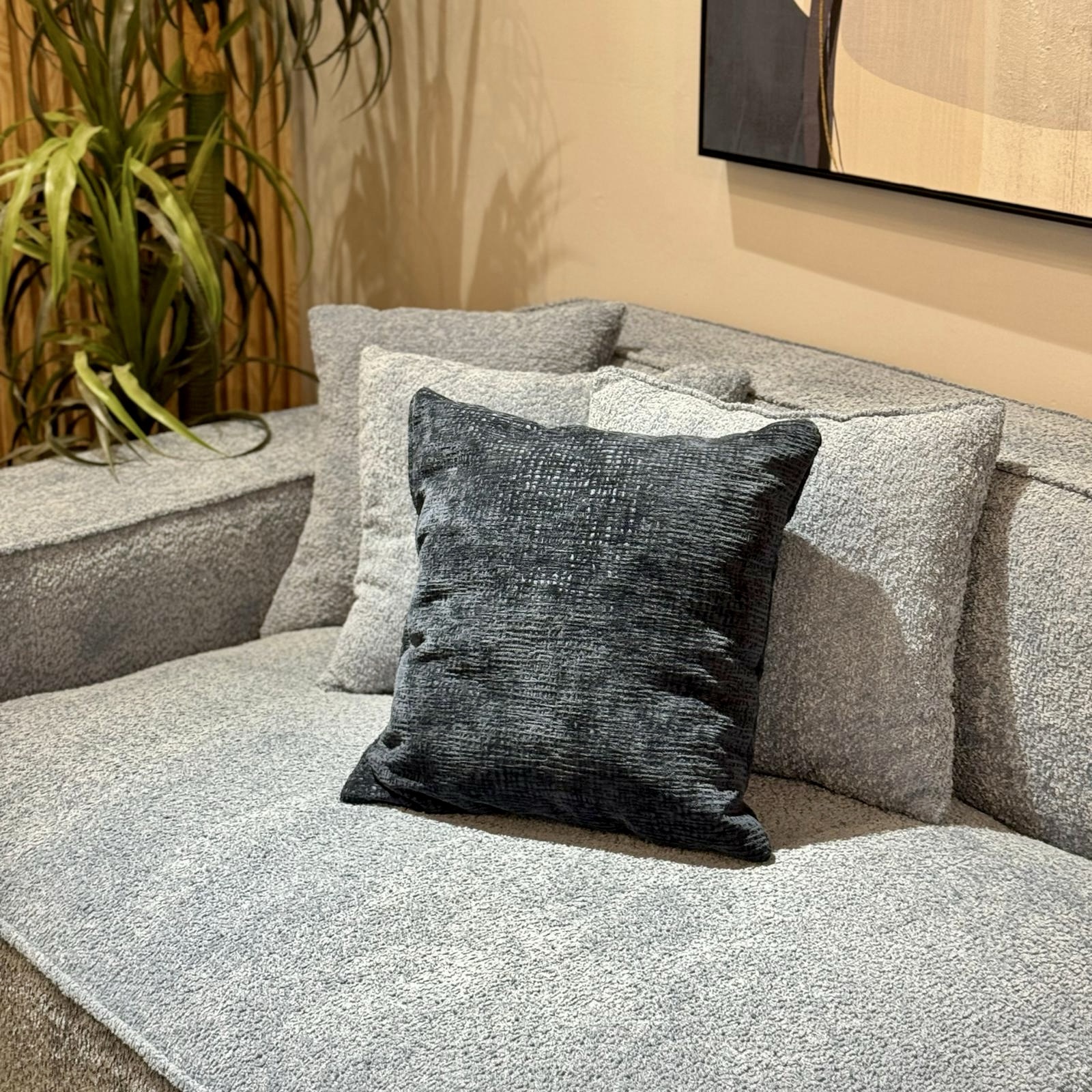 כרית נוי דגם קלאסיק בלאק 45/45 אחרונות במבצע!