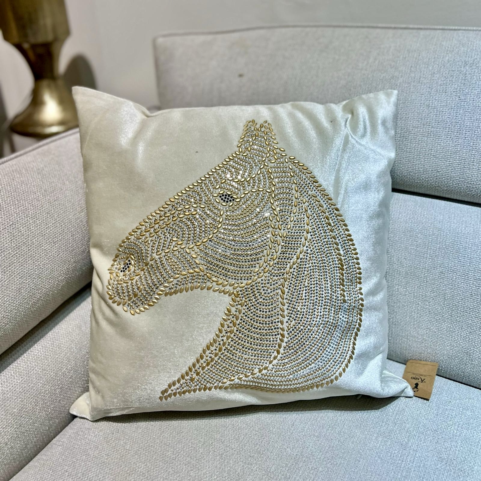 כרית נוי דגם גולד יוניקורן 45/45 אחרונות במבצע! כרית נוי דגם גולד יוניקורן 45/45 אחרונות במבצע!