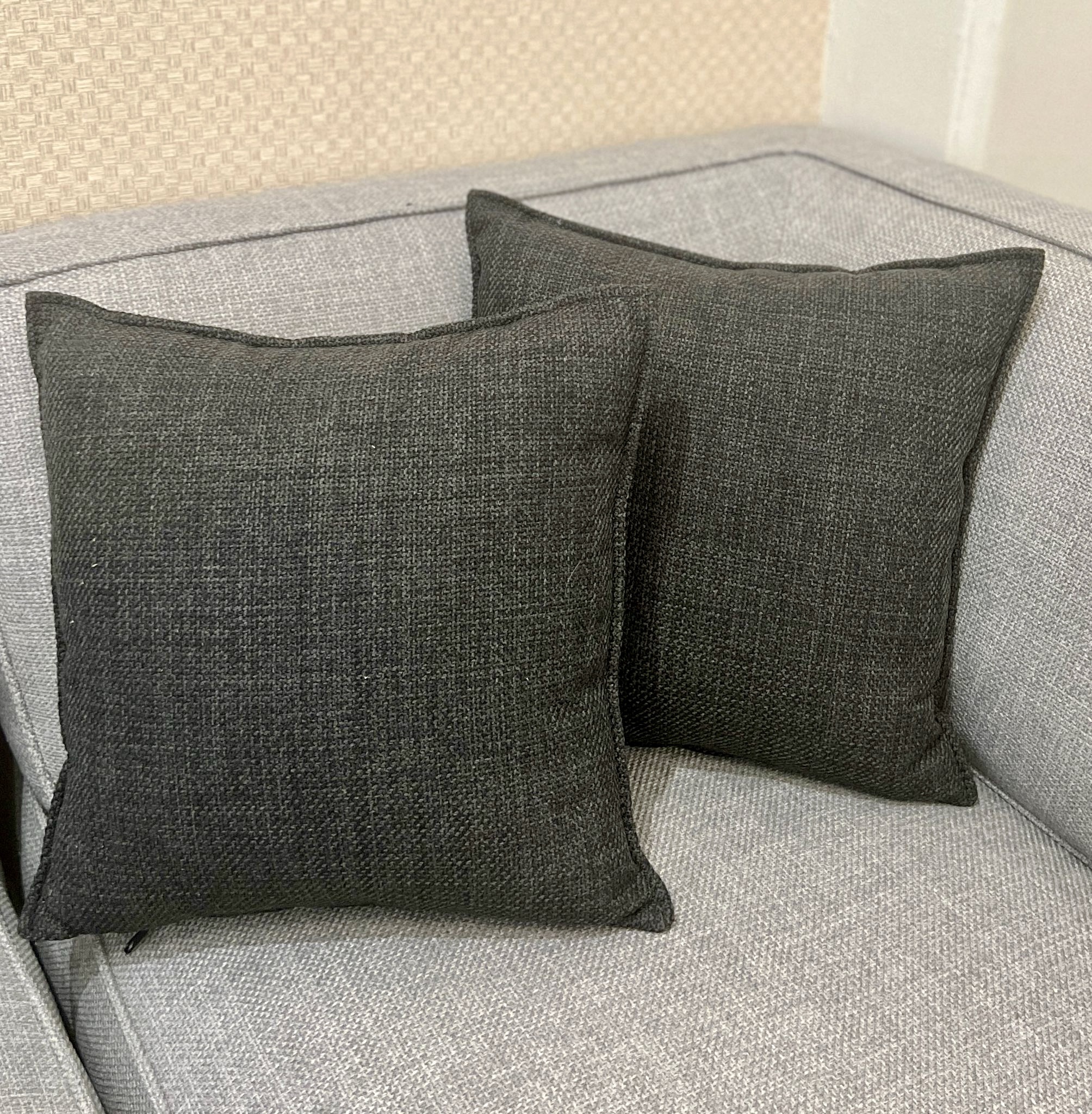 כרית נוי דגם קלאסיק גריי 45/45