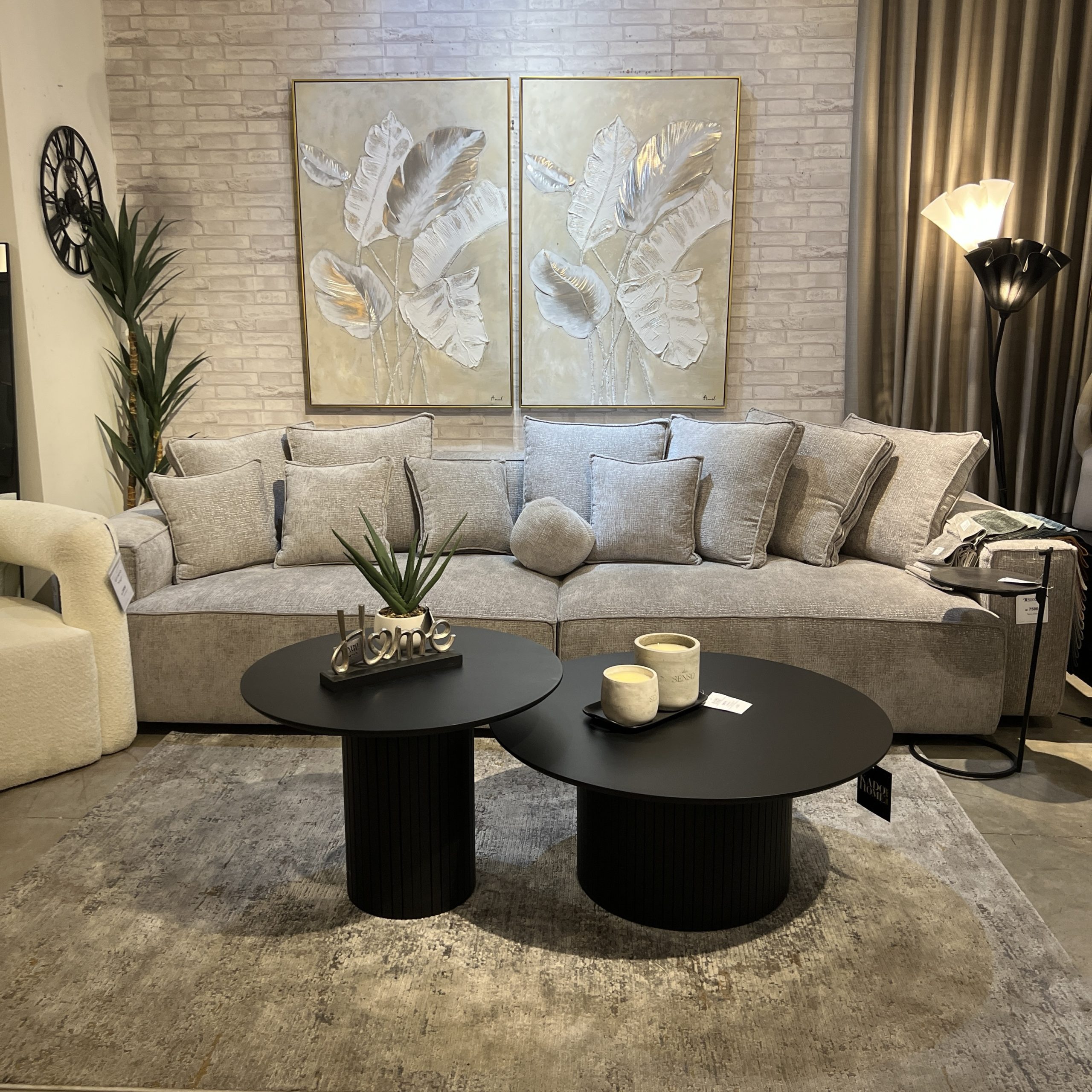 תמונת שמן עלים בשילוב הדפסה אנאל עם מסגרת תמונת שמן עלים בשילוב הדפסה אנאל עם מסגרת