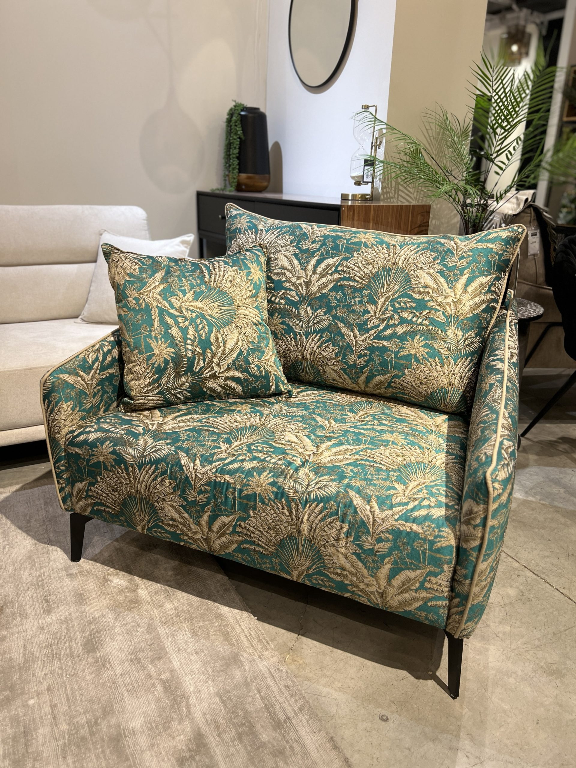 כורסא מעוצבת דגם ניניו כורסא מעוצבת דגם ניניו