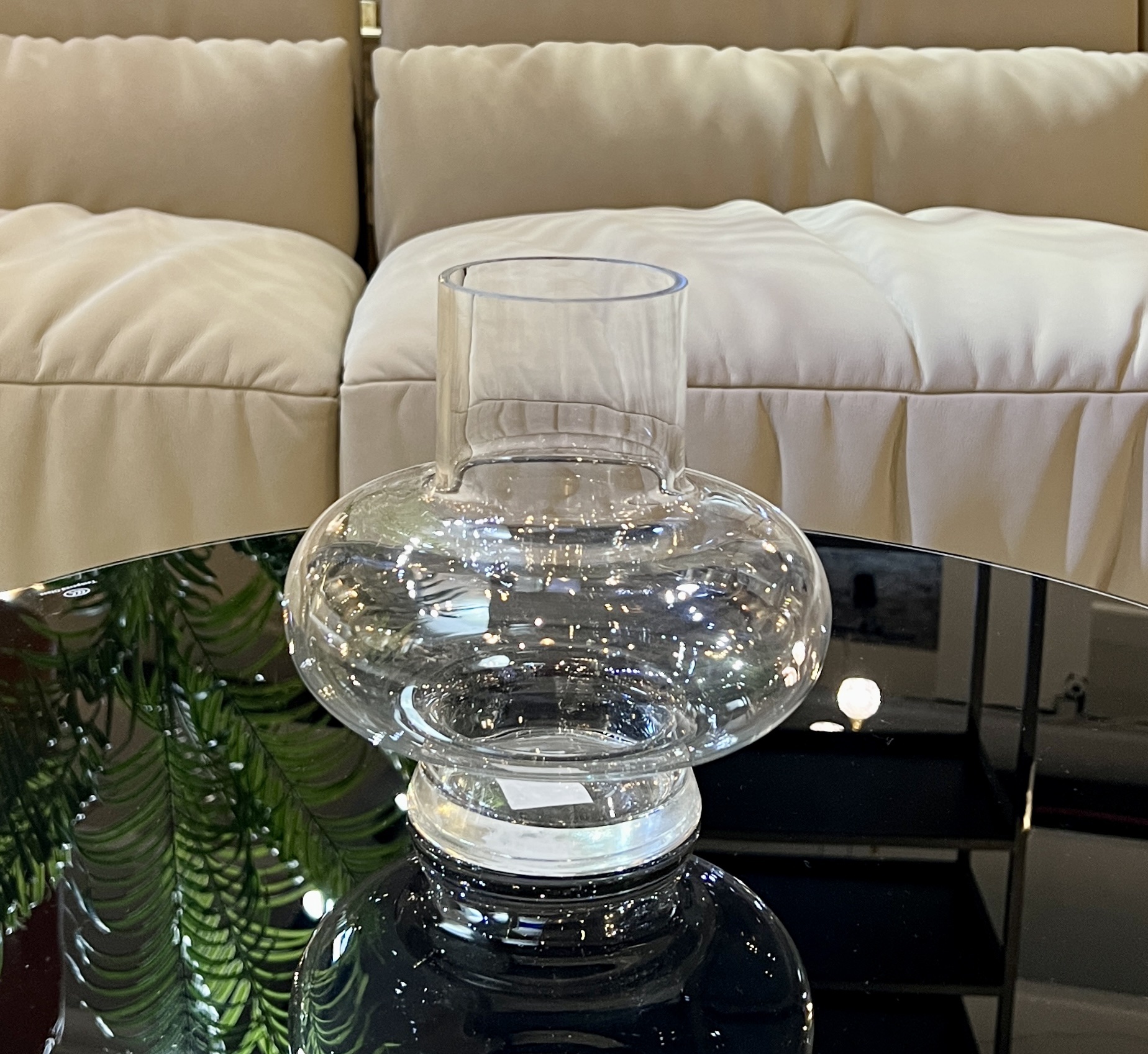 כד זכוכית רחב פיה נפתחת קטן דגם איקו כד זכוכית רחב פיה נפתחת קטן דגם איקו