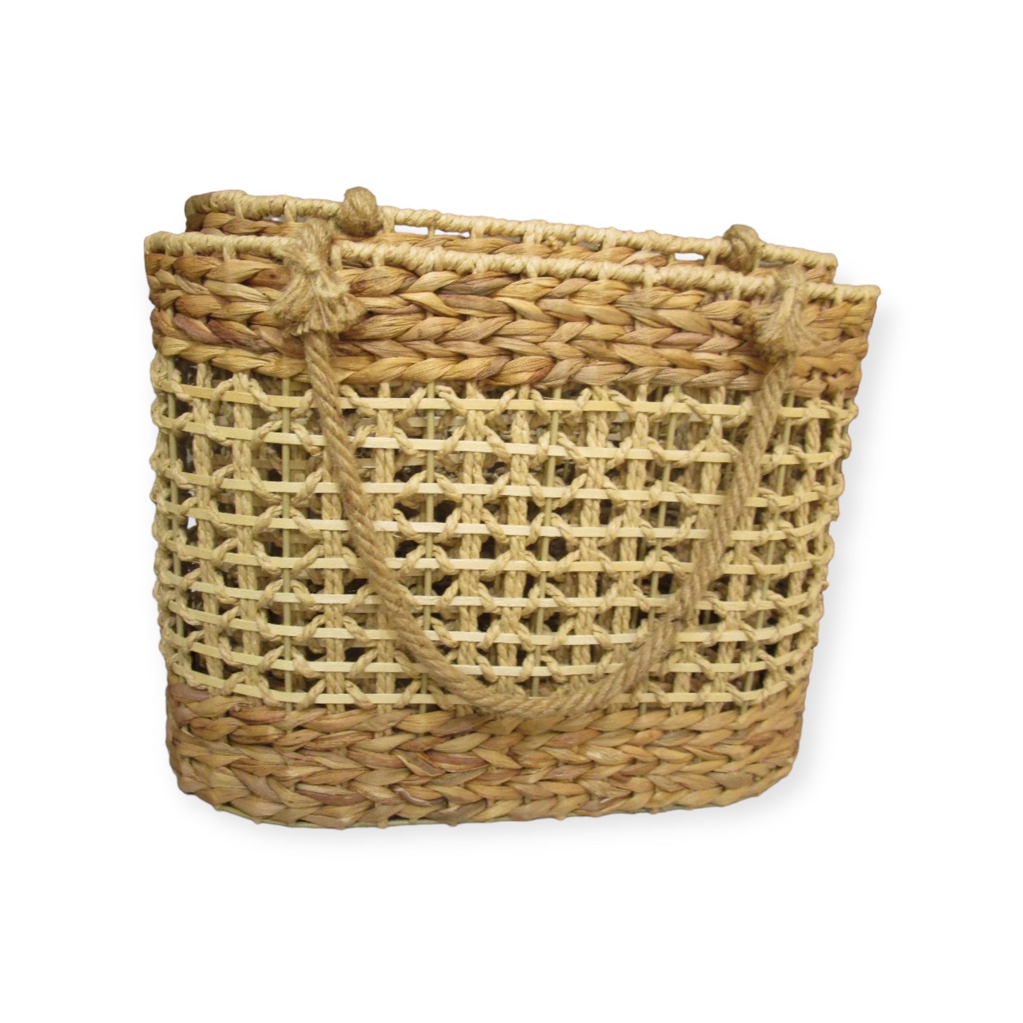 סל קש עם סריגה דגם אליס סל קש עם סריגה דגם אליס