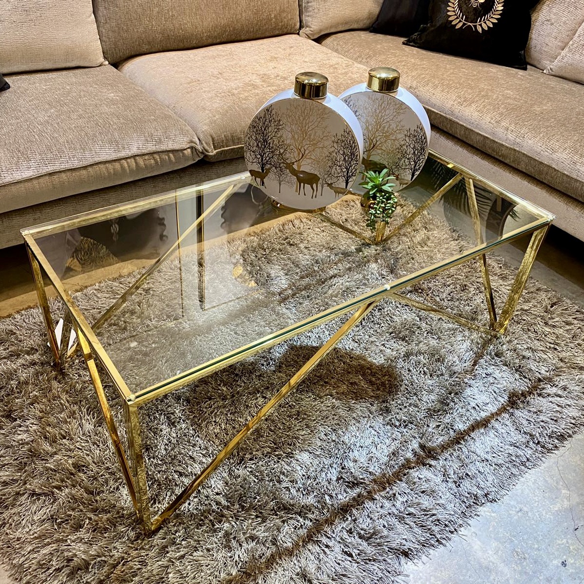 שולחן סלון קריפטון זהב מתצוגה!