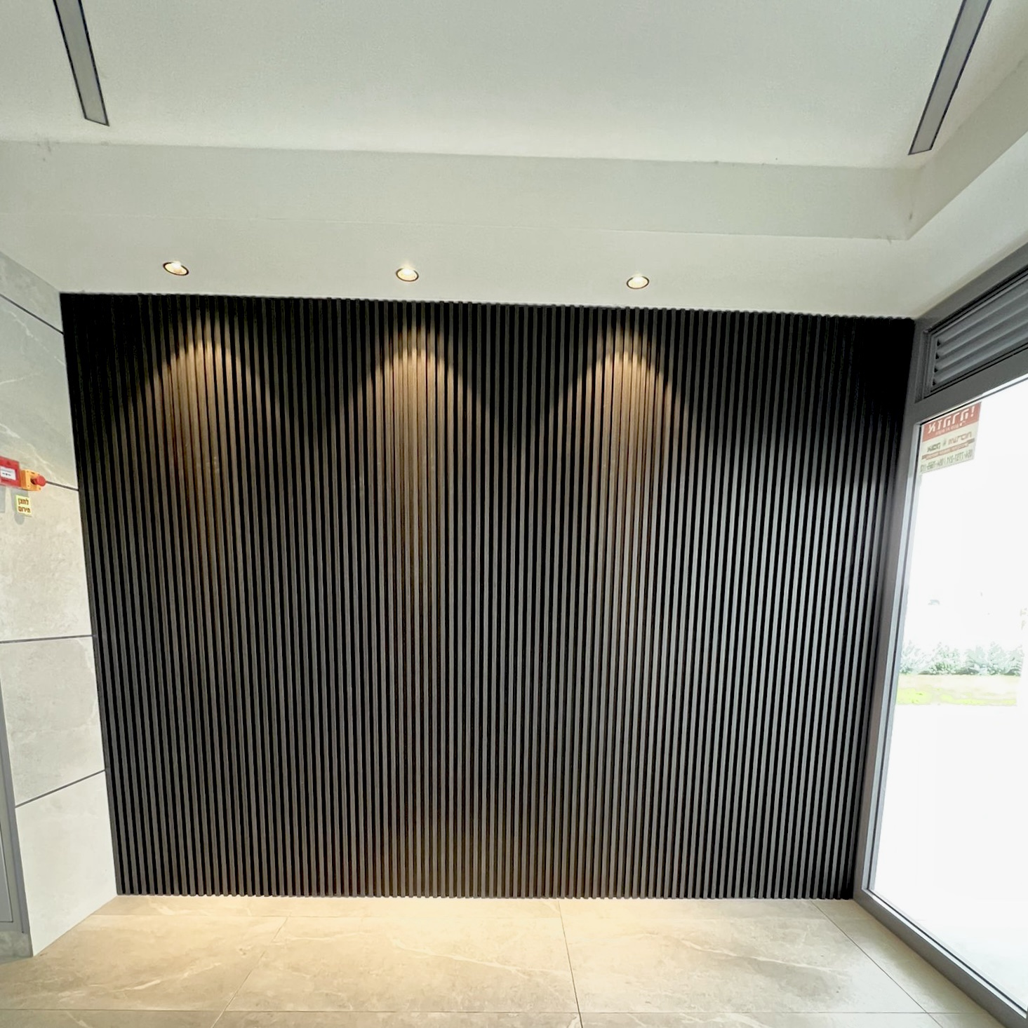 חיפוי קיר פולימרי שחור חלק photo number 8