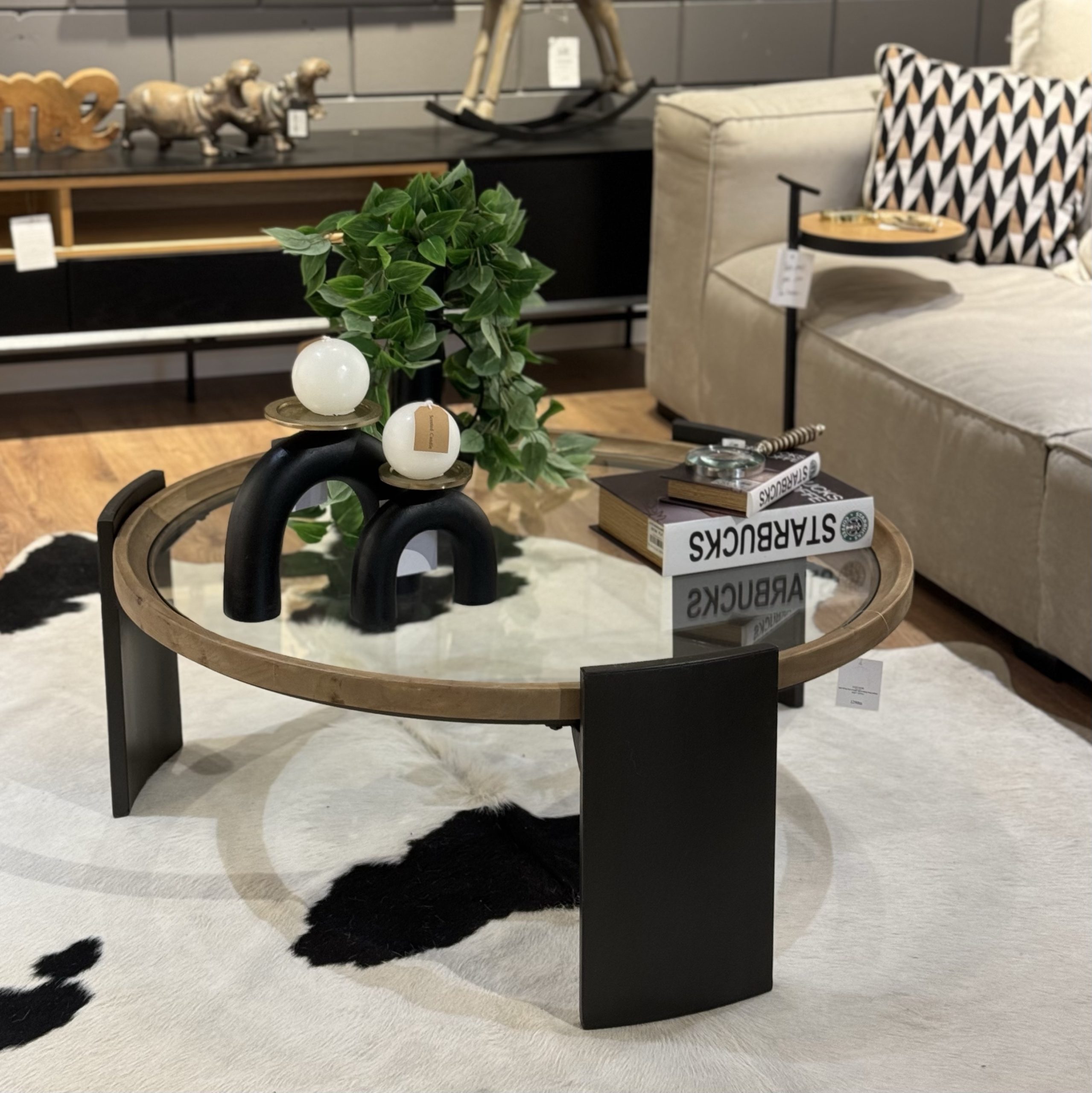 שולחן עגול מסגרת עץ זכוכית רגל ברזל דגם וודרוני יבוא