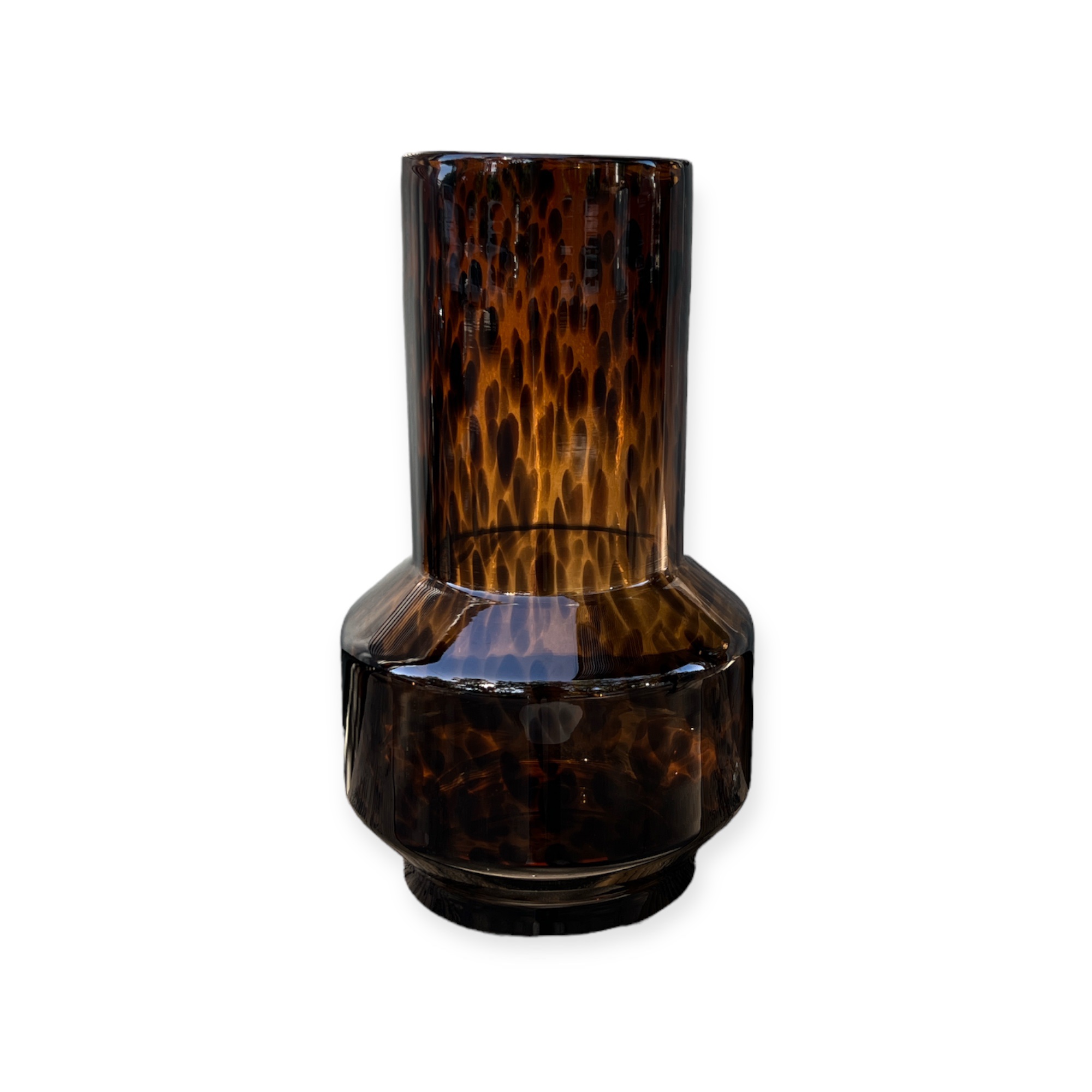 כד זכוכית לאופרד חום מעוצב גבוה דגם אליס כד זכוכית לאופרד חום מעוצב גבוה דגם אליס