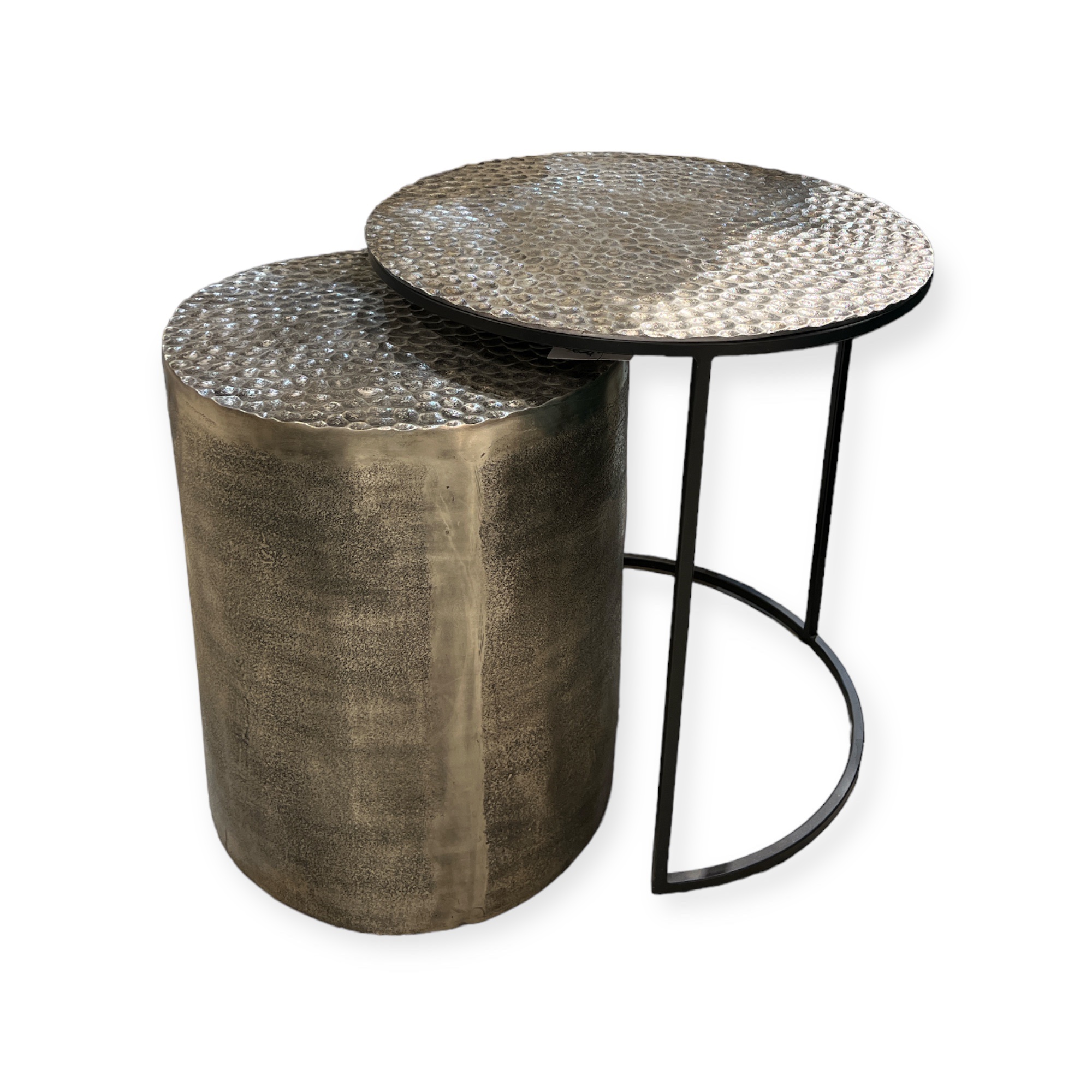 סט שולחנות צד עגולים רגל וצינור פיוטר וזהב דגם רויאל סט שולחנות צד עגולים רגל וצינור פיוטר וזהב דגם רויאל