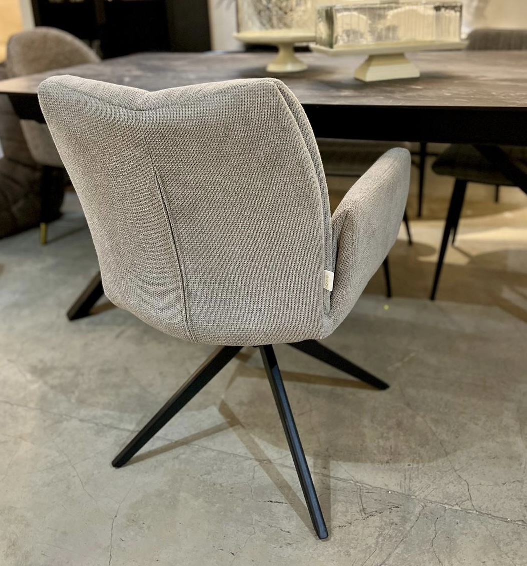 כיסא מעוצב ומפנק דגם קנקון כיסא מעוצב ומפנק דגם קנקון