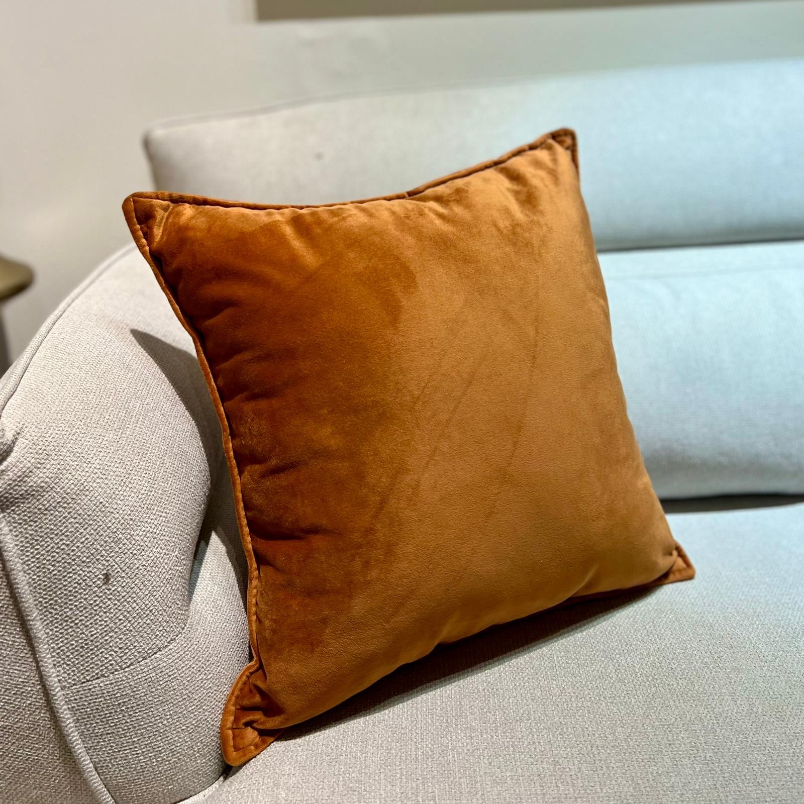 כרית נוי סייל כתום