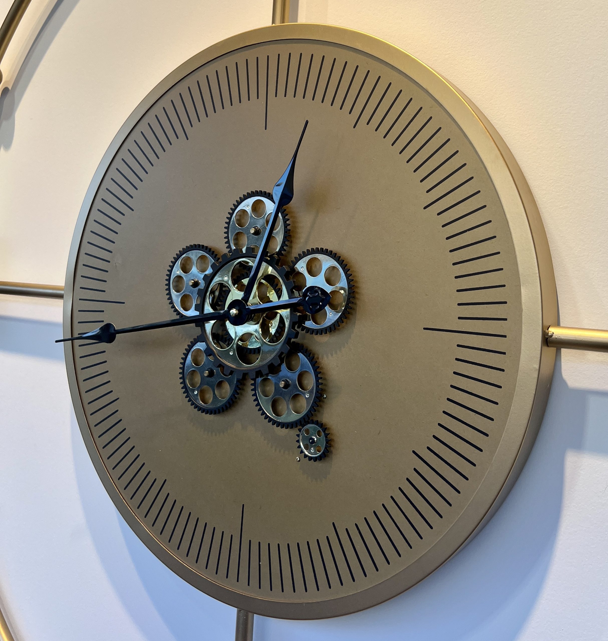 שעון לובי ענק זהב דגם איקו