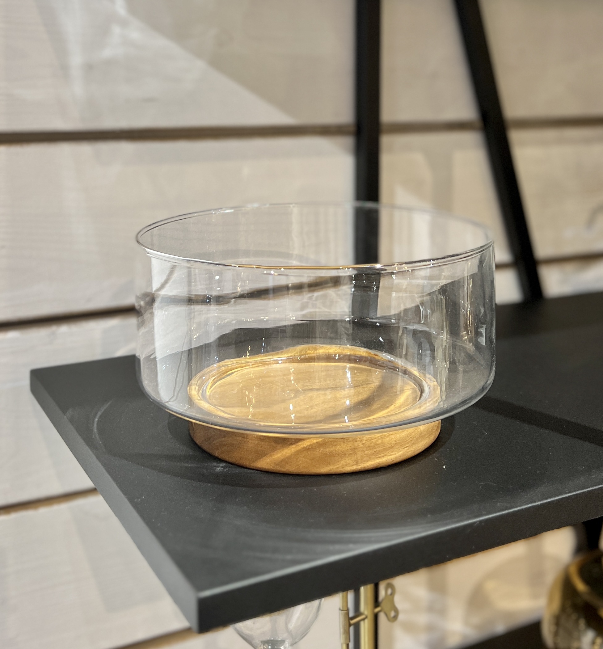 קערה זכוכית בסיס עץ גדולה עמוקה דגם אליס קערה זכוכית בסיס עץ גדולה עמוקה דגם אליס