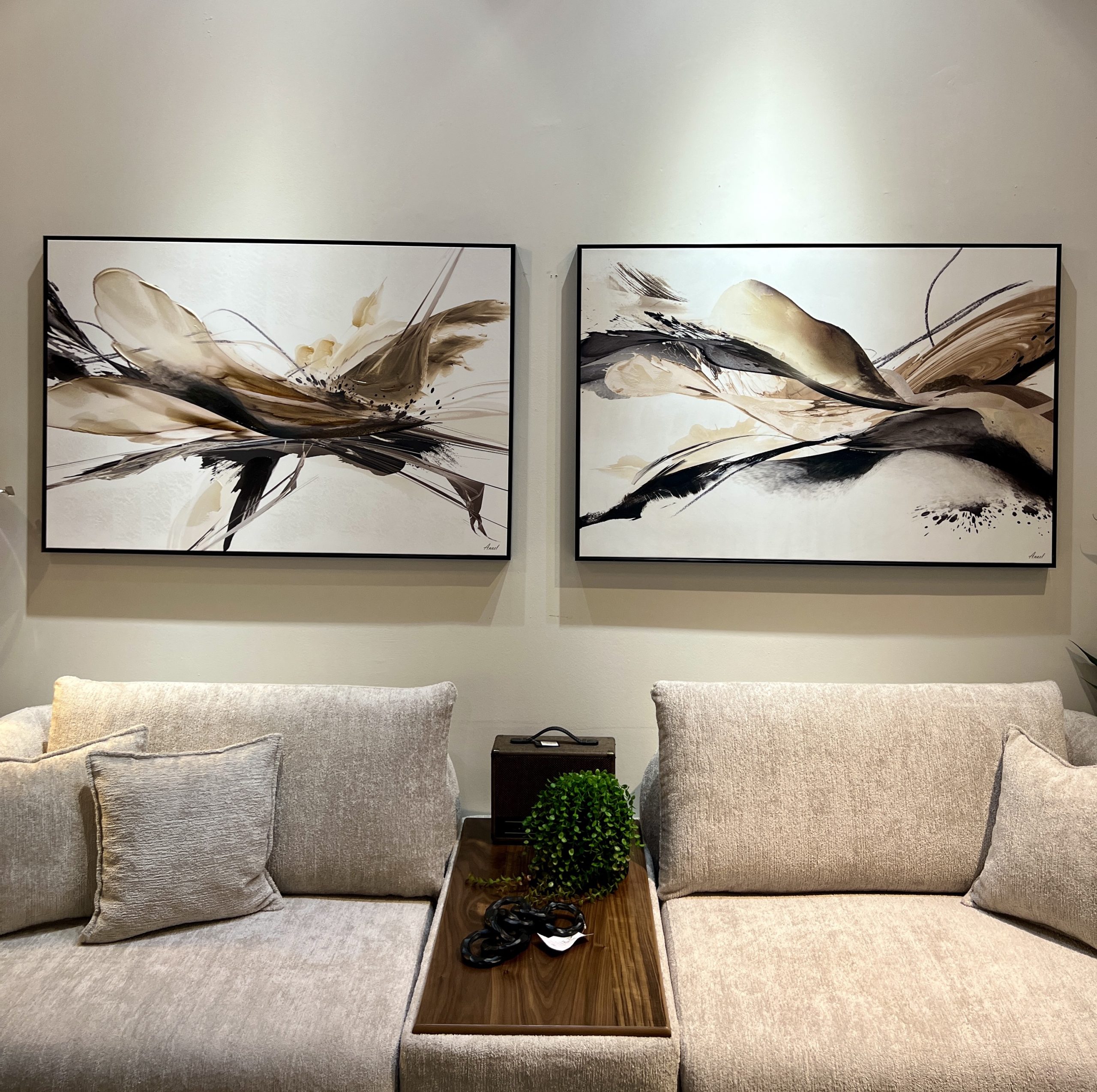 תמונה צבעים חומים עבודת יד שמן אנאל מסגרת שחורה תמונה צבעים חומים עבודת יד שמן אנאל מסגרת שחורה