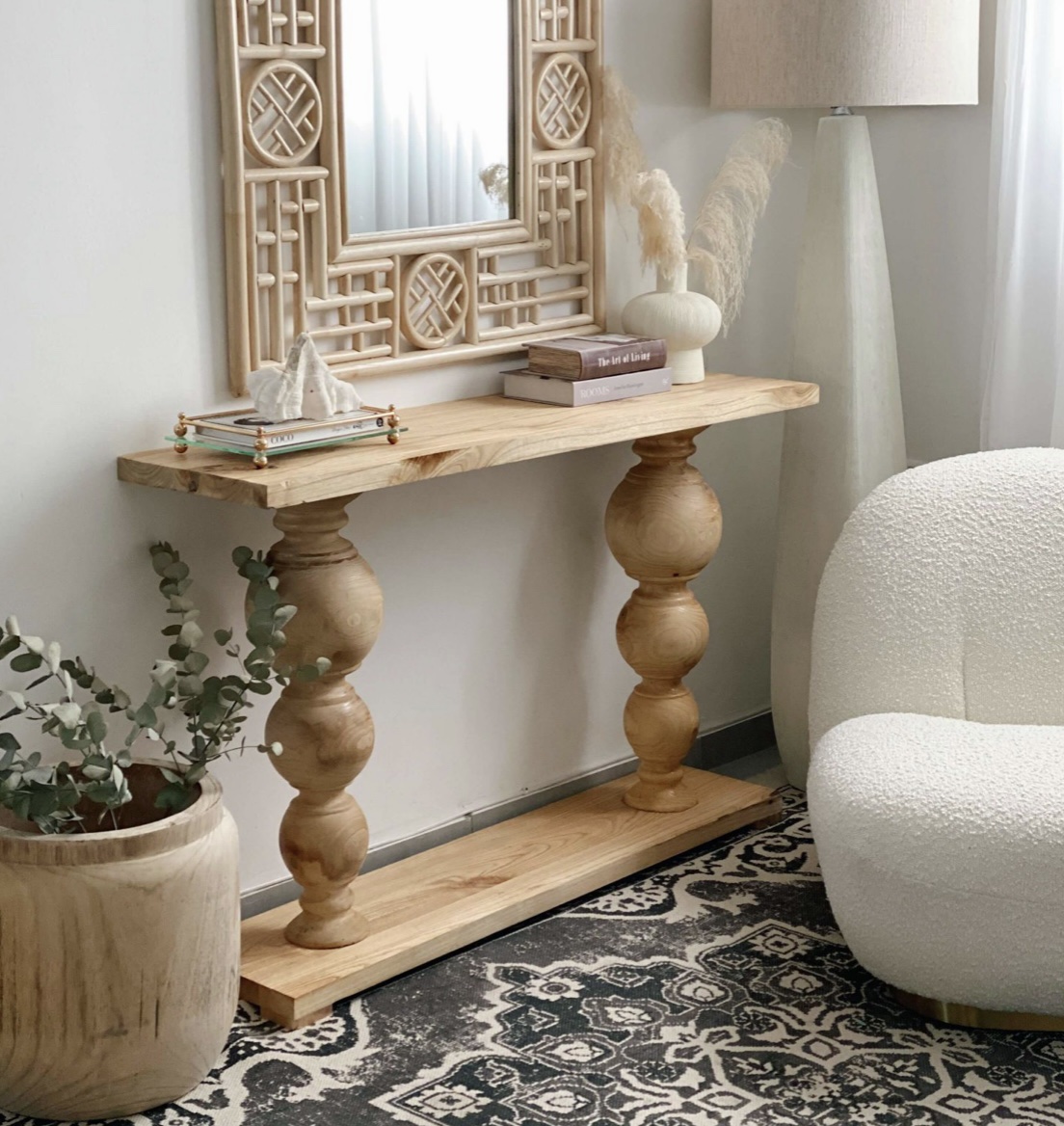 קונסולה עיגולים מעץ קונסולה עיגולים מעץ