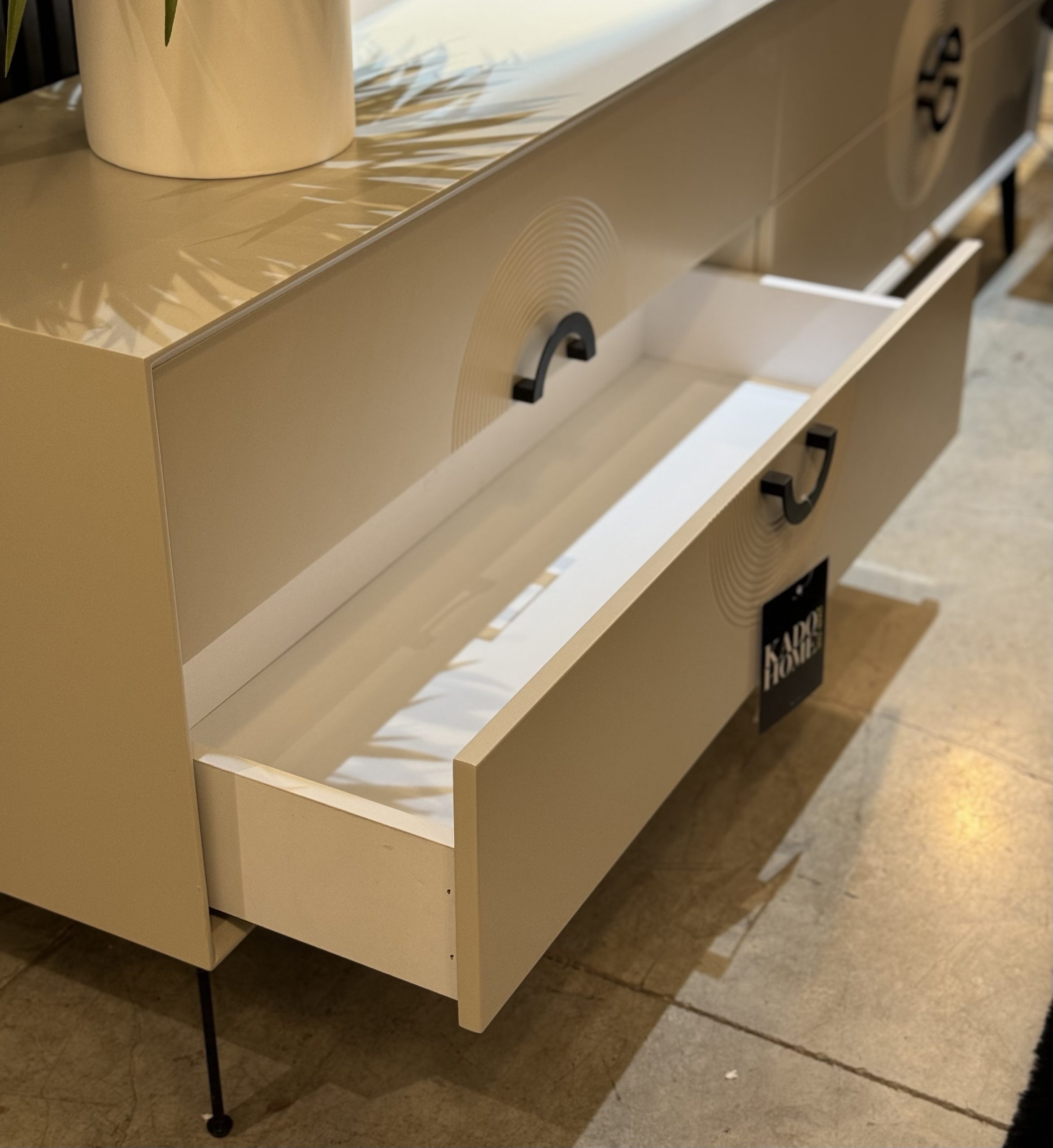 מזנון דגם קאי מזנון דגם קאי