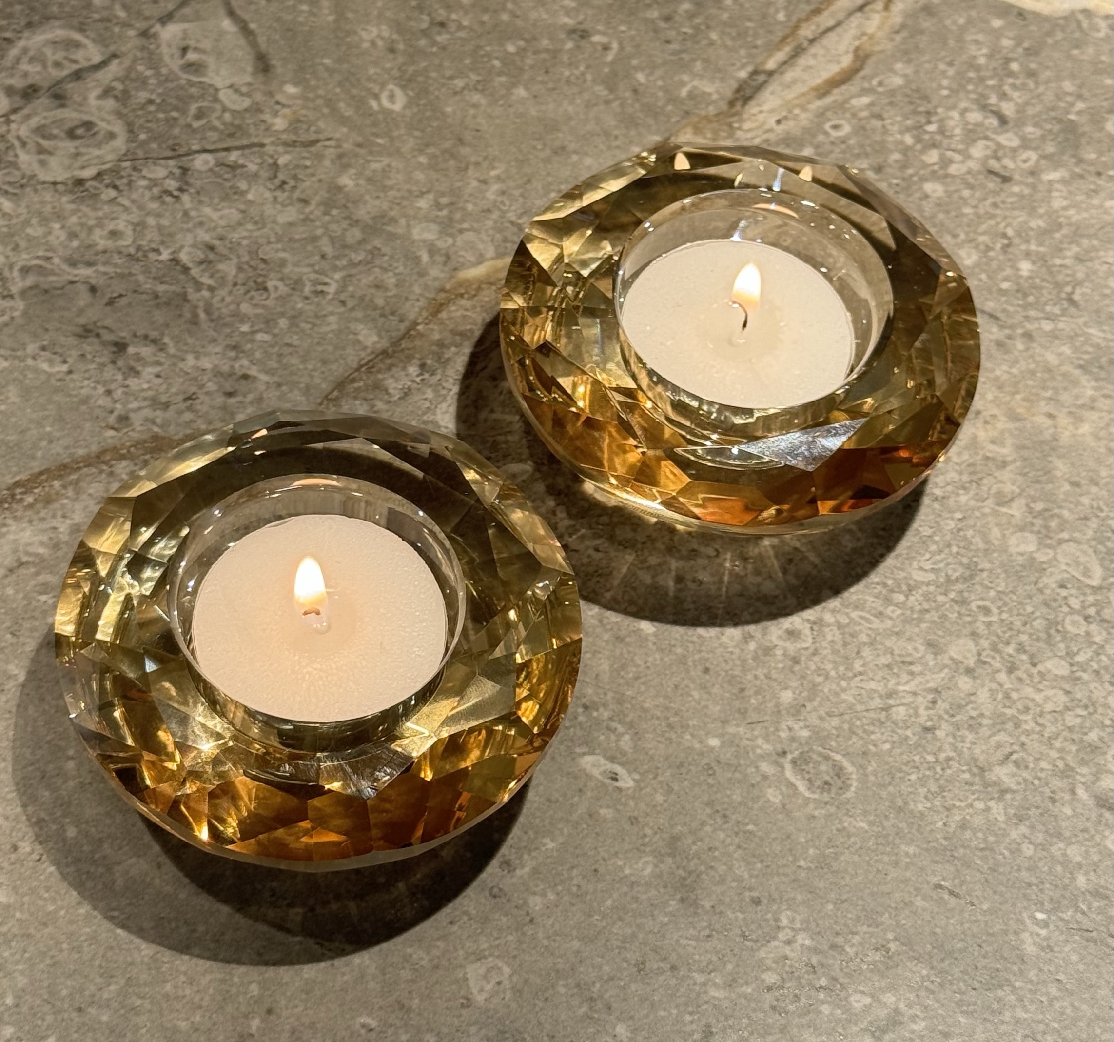 זוג מעמד לנר קריסטל צבע ענבר זוג מעמד לנר קריסטל צבע ענבר